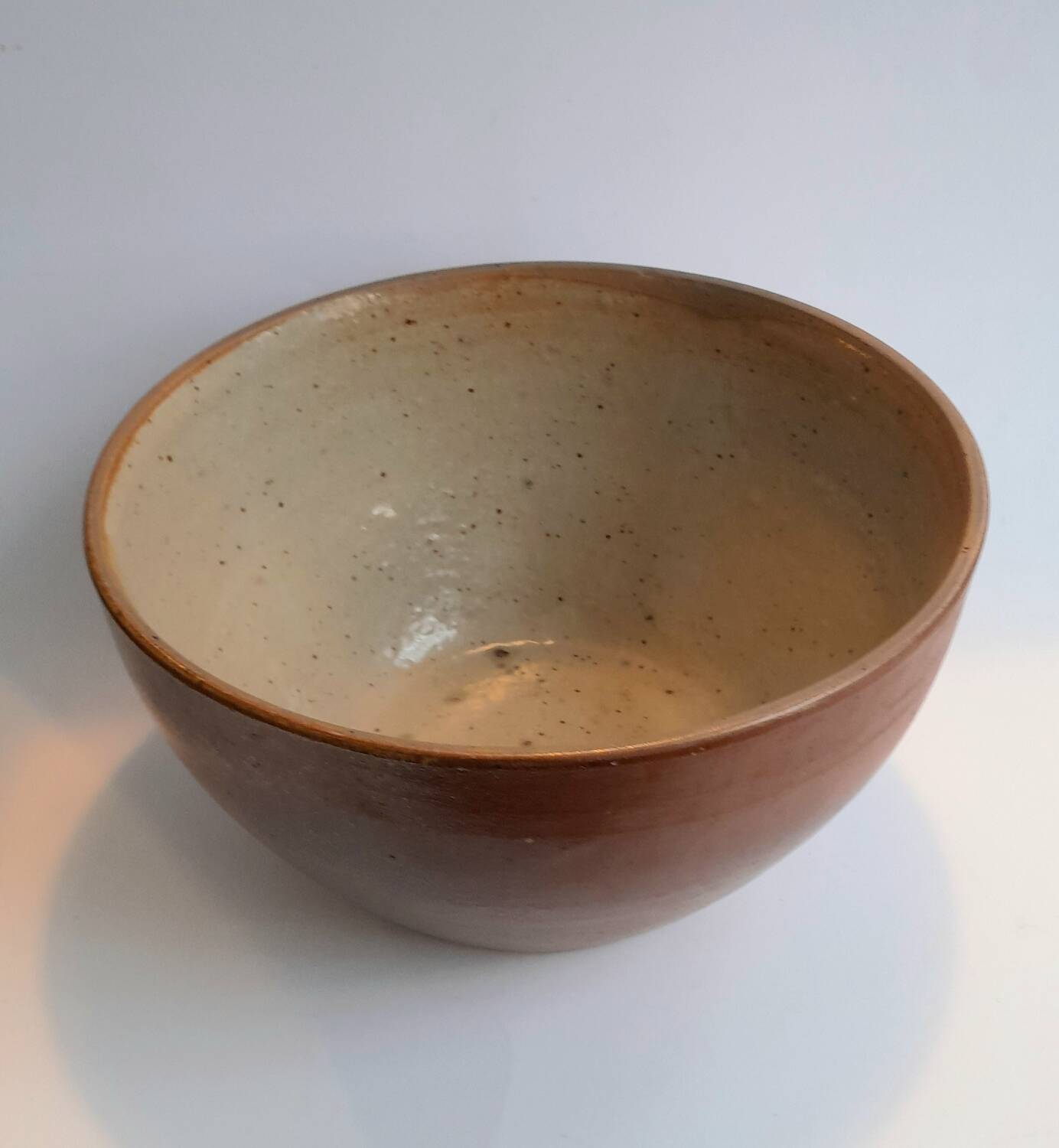 Stoneware salad bowl