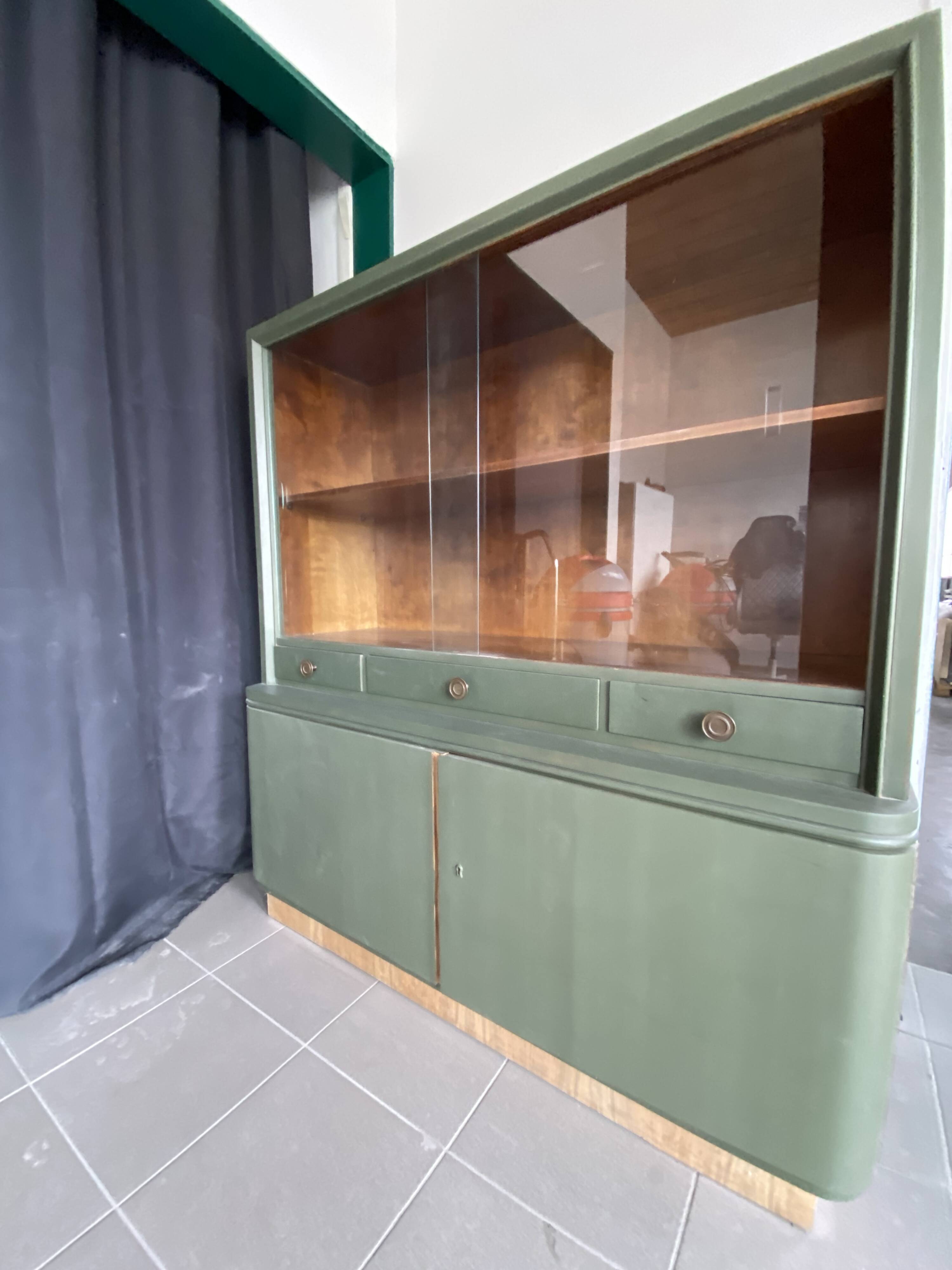 Meuble vitrine