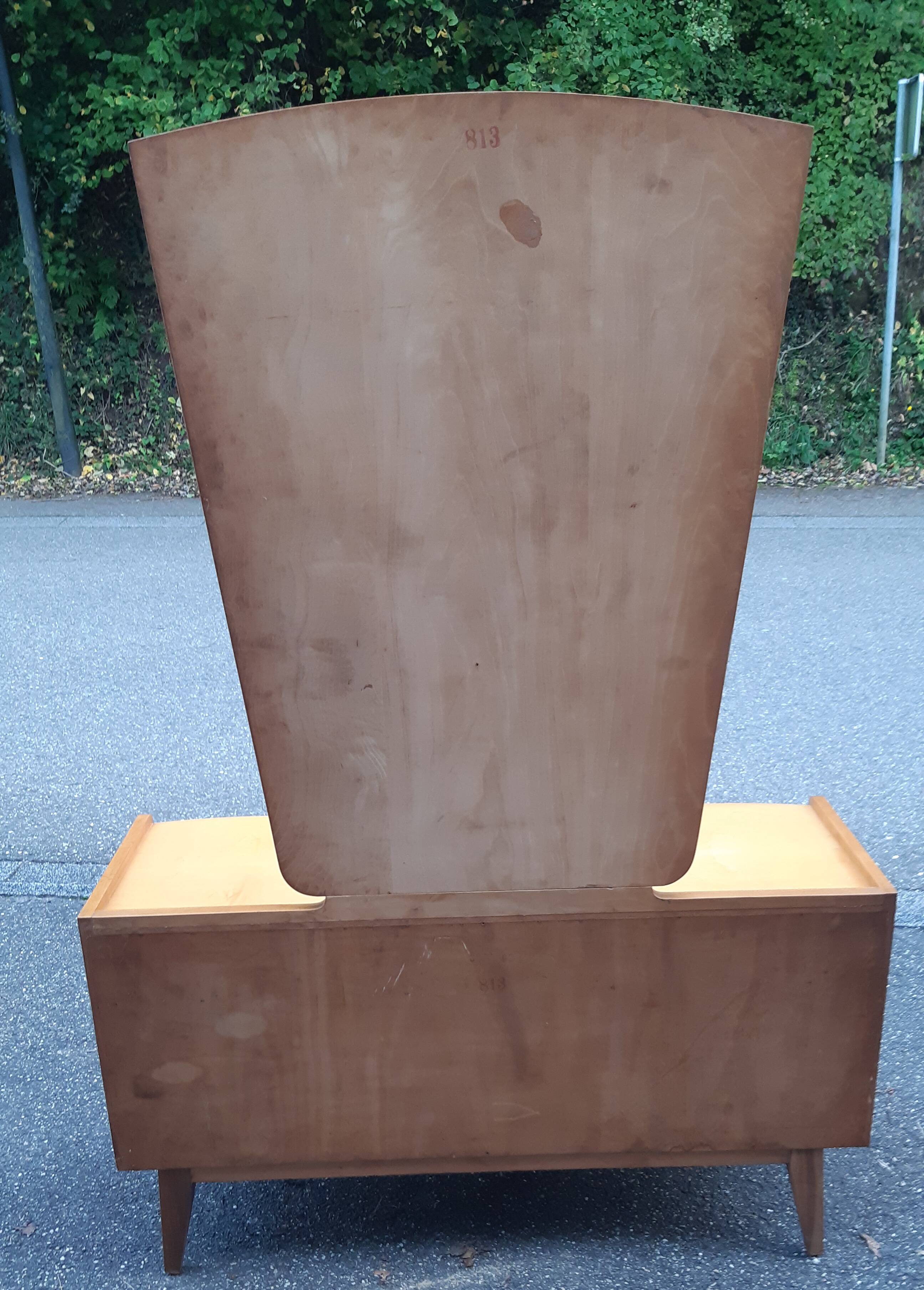 Vintage dressing table