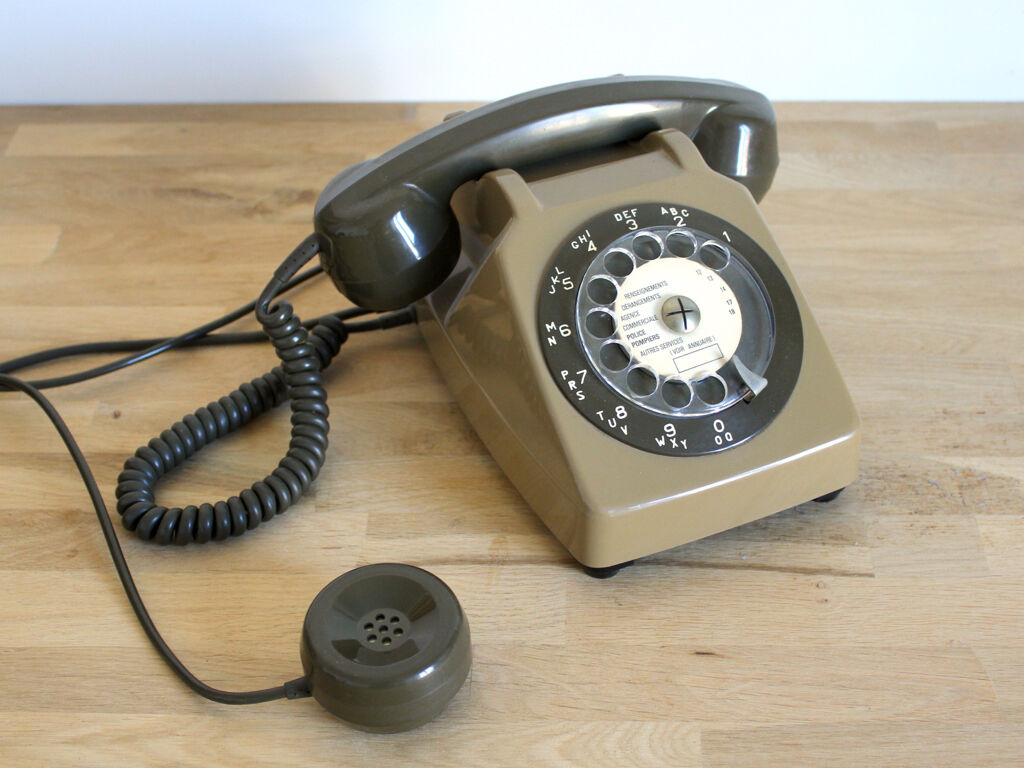 Vintage Socotel phone with rotating dial