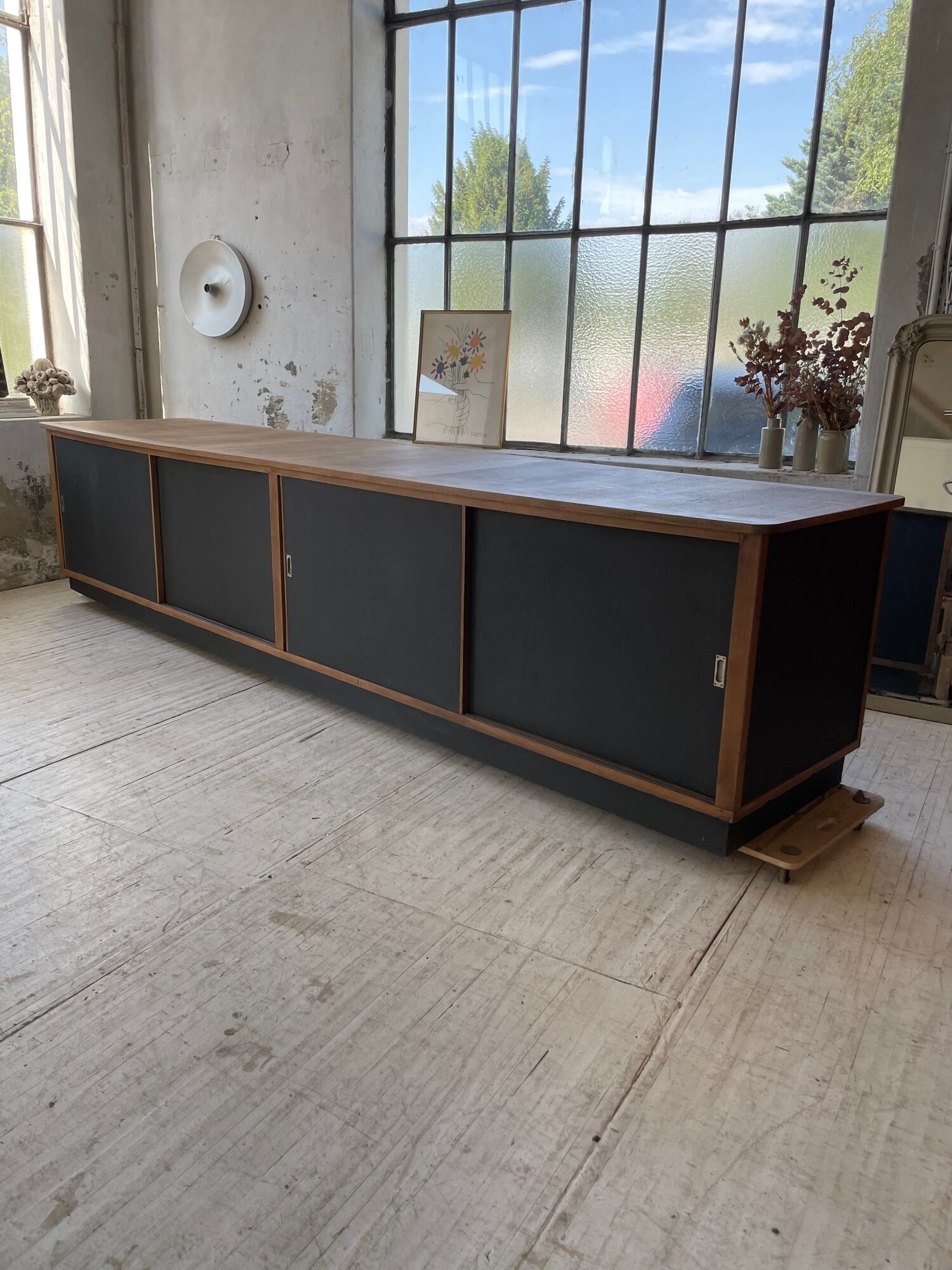 Two-sided counter sliding doors oak XXL 4m enfilade
