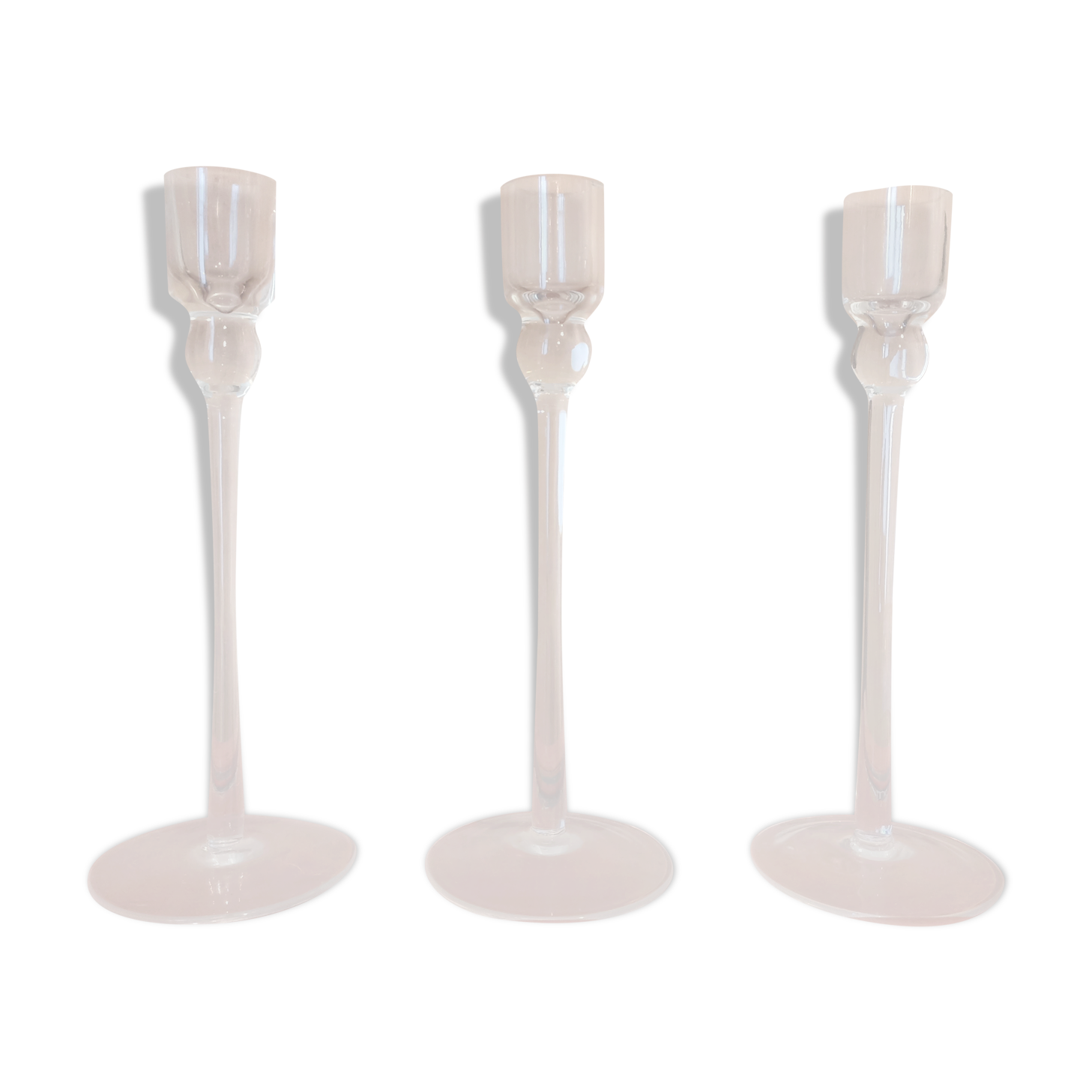 Trio de bougeoirs en verre