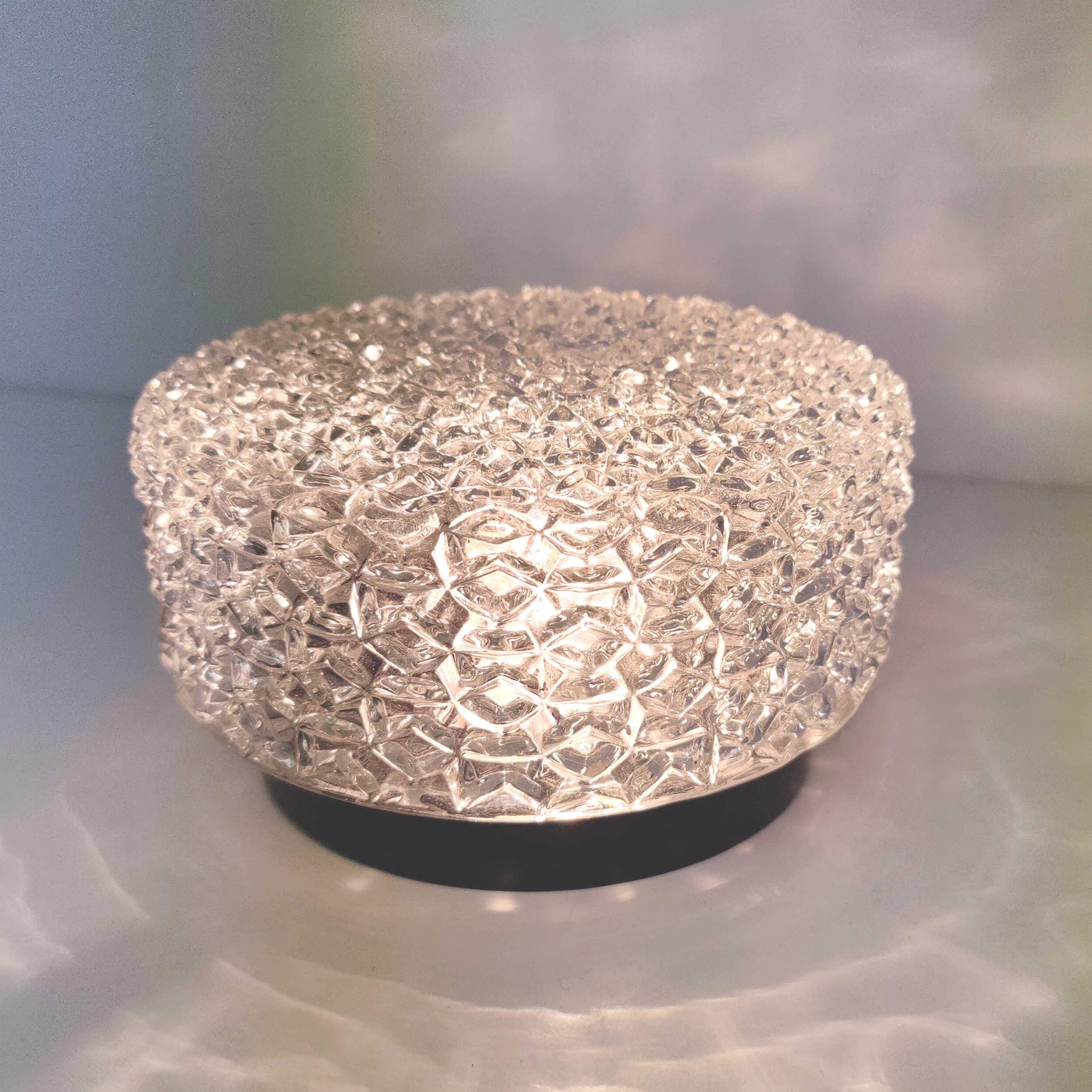 Cast glass ceiling lamp