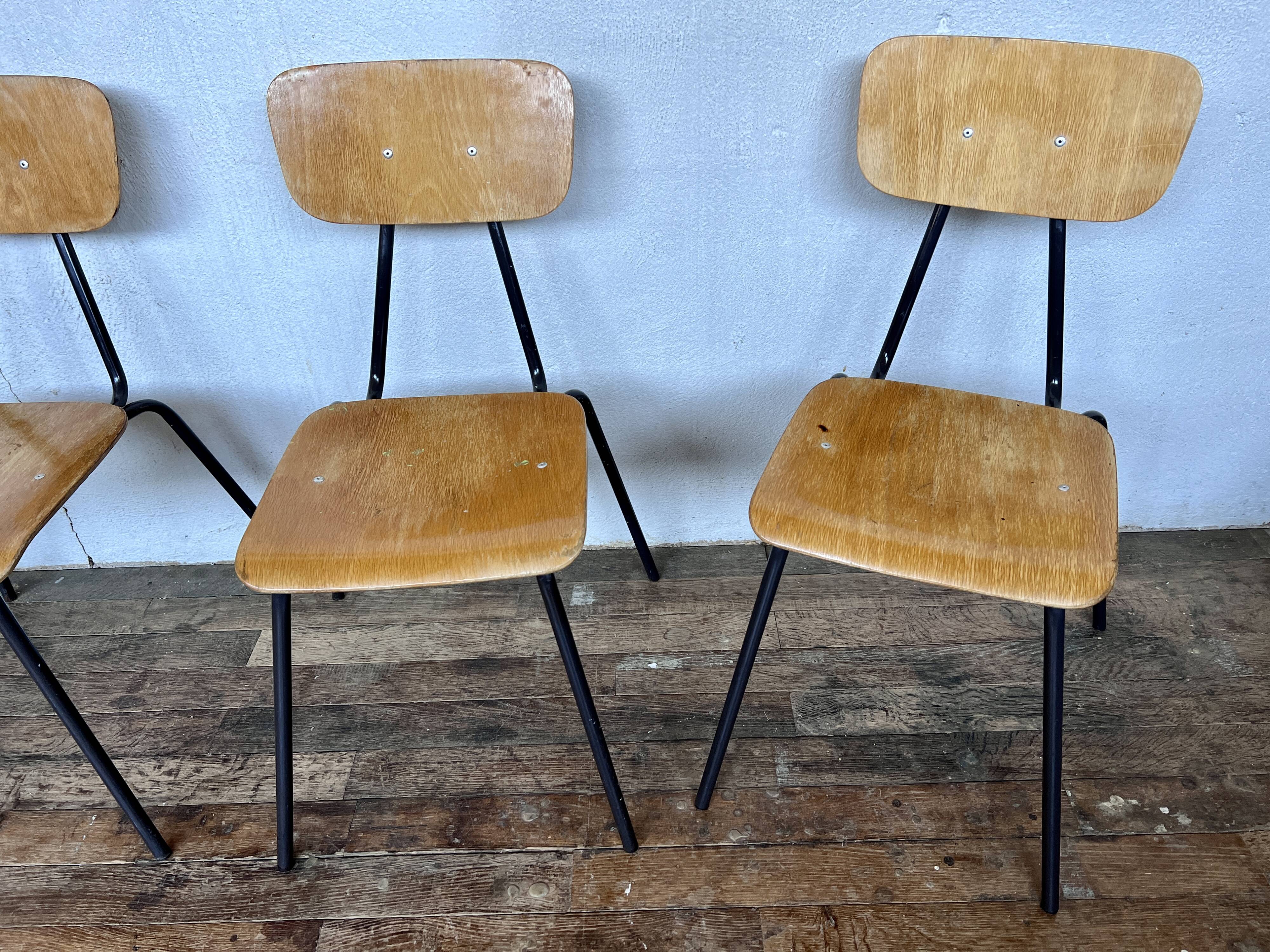 Series of 6 vintage chairs