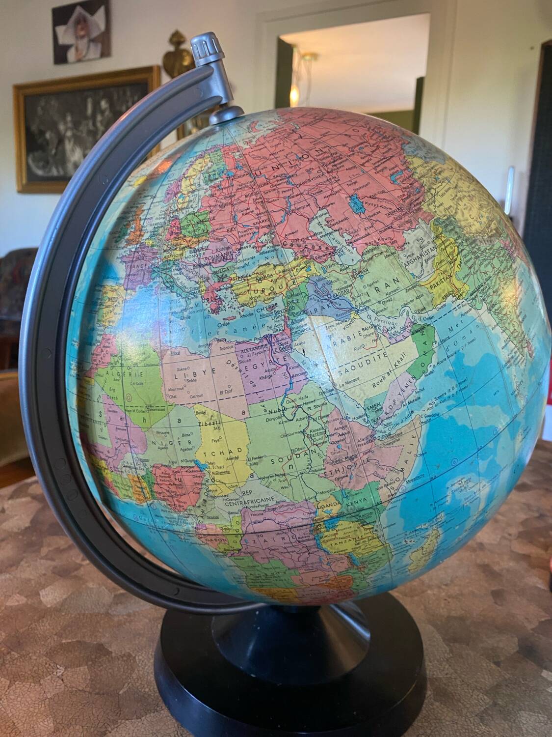 Mappemonde, globe terrestre vintage