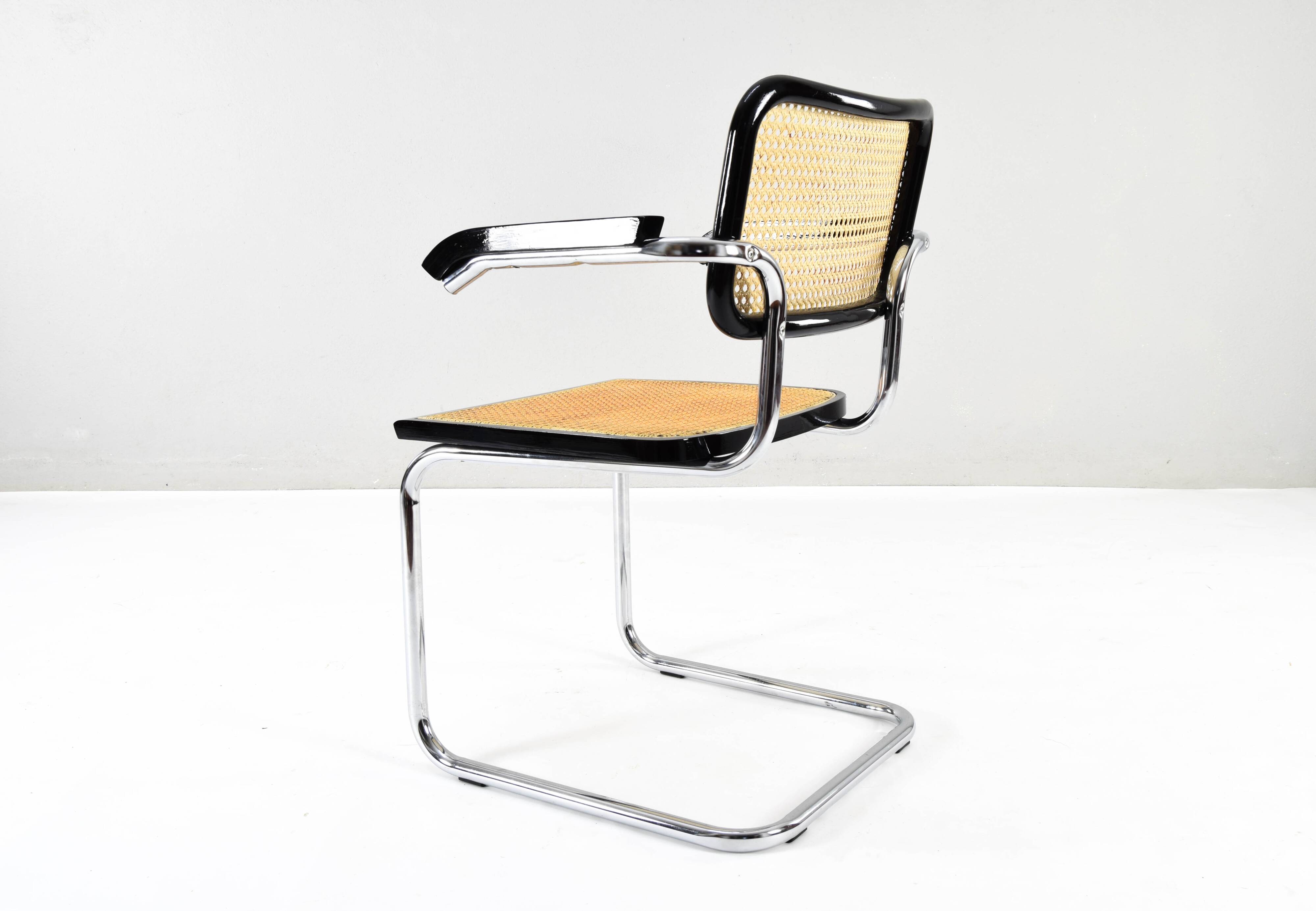 Set of Four Mid-Century Italian Modern Marcel Breuer B64 Cesca Chairs, 1970