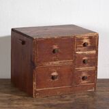 Small Japanese chest of drawers in cedar (ko-dansu), Taishō–Shōwa period, circa 1920–1945.