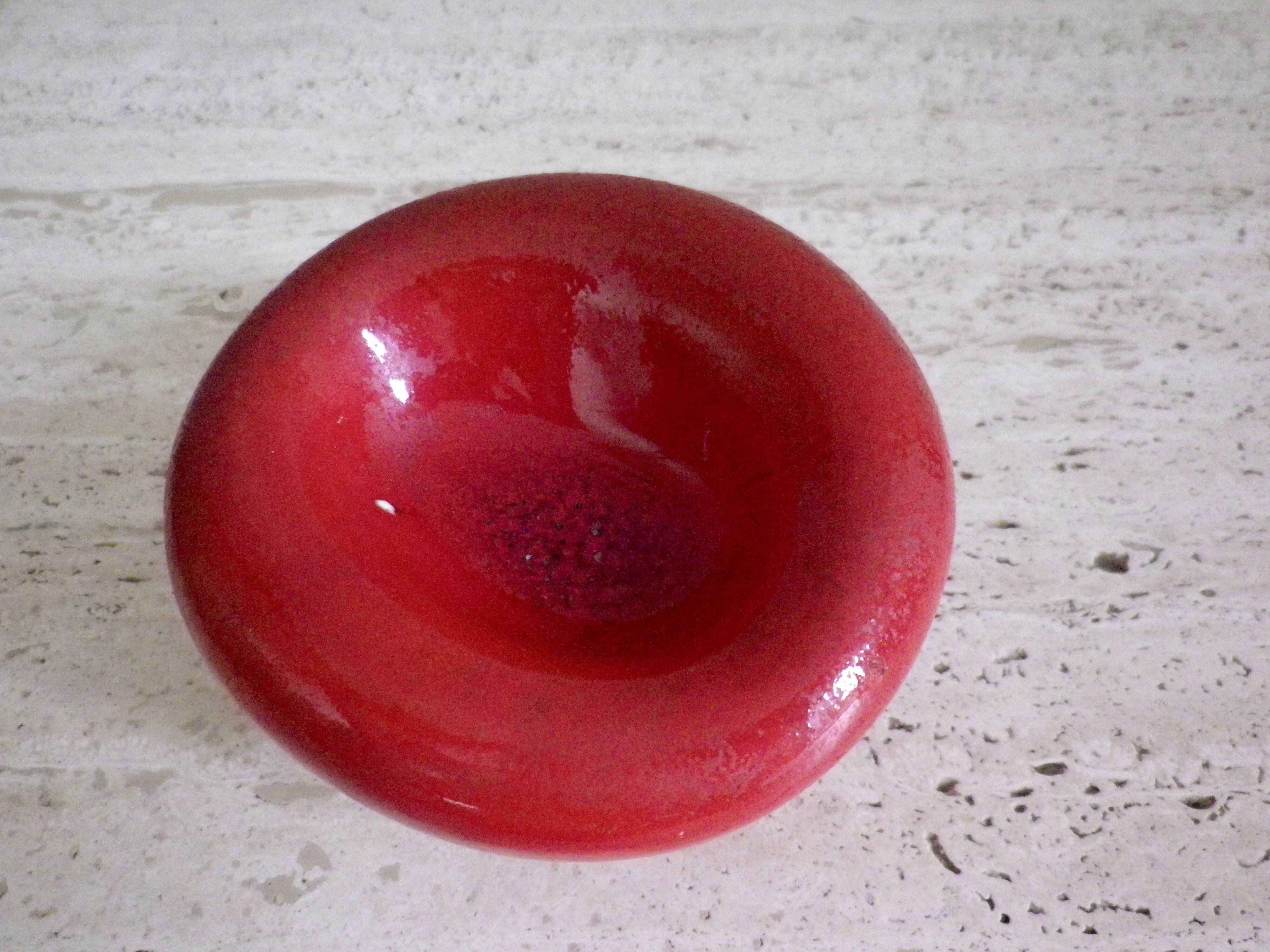 Petite coupe "coup de poing" Madoura Vallauris