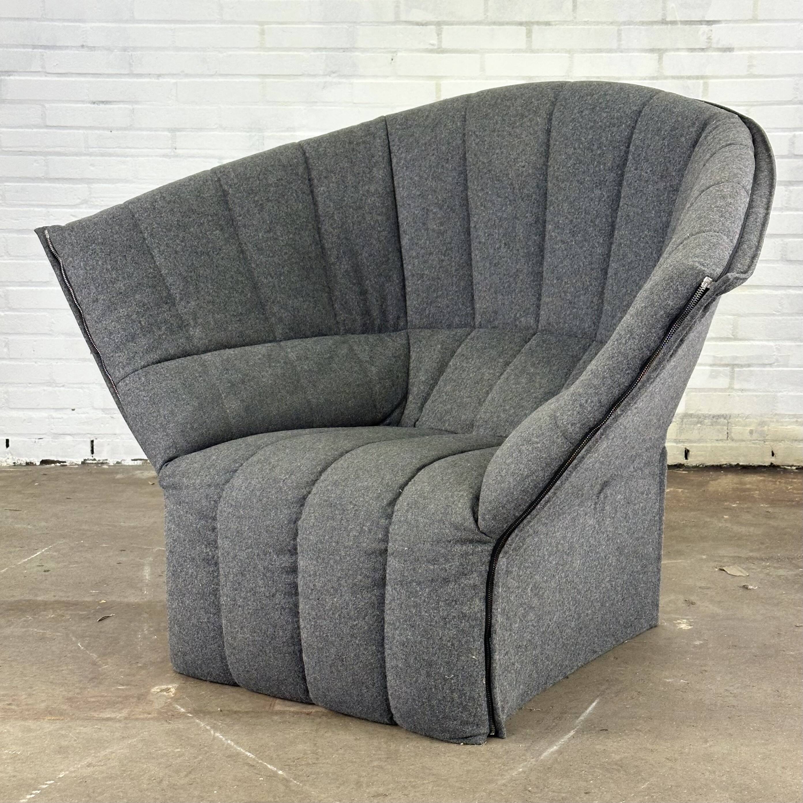 Fauteuil Moel de Ligne Roset par Inga Sempe