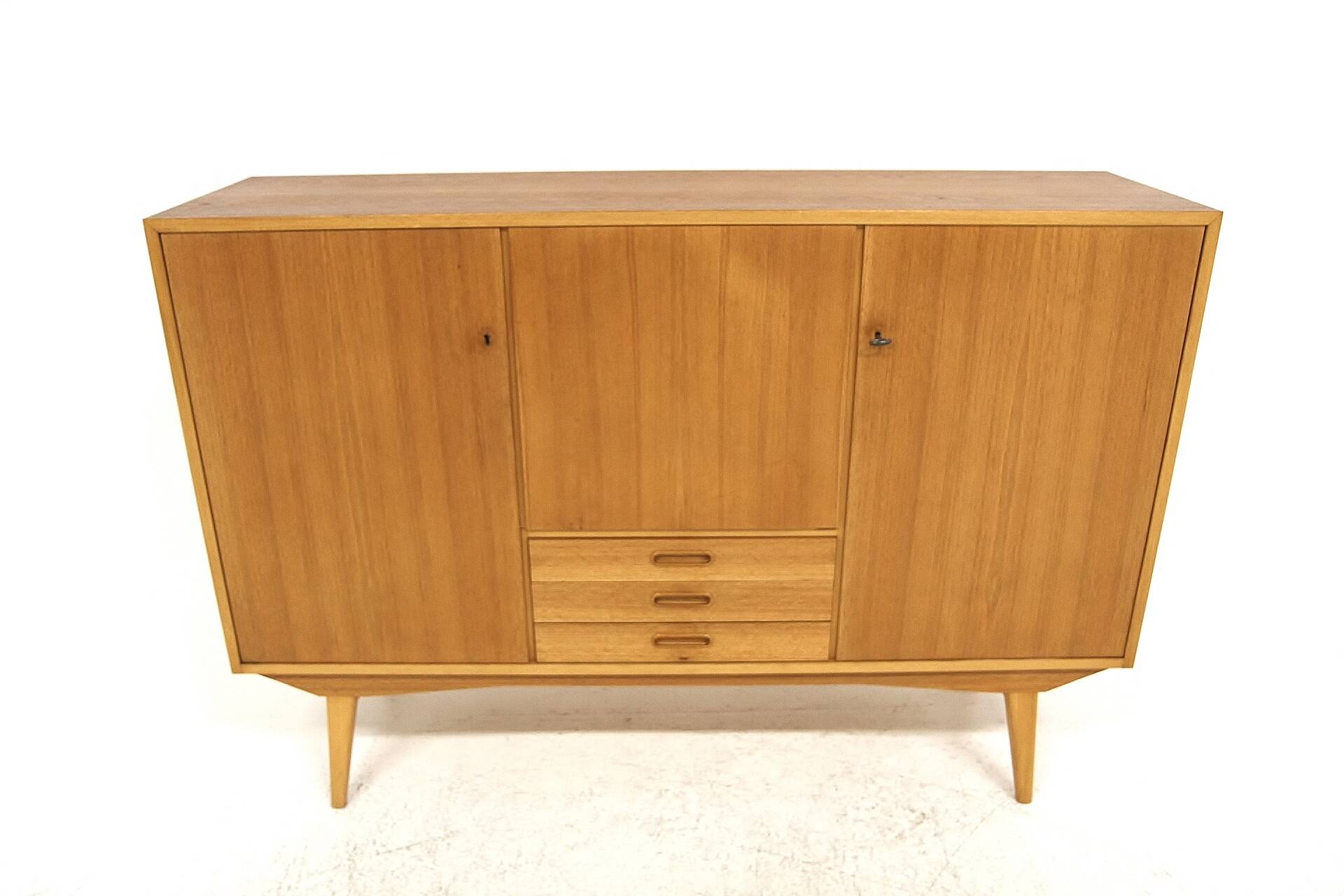Enfilade scandinave en teck et en chêne, Suède, 1960