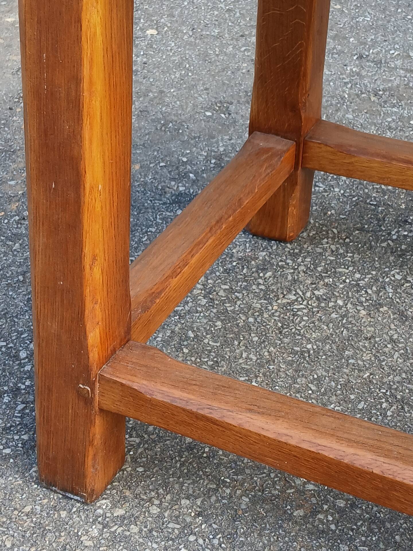Tabouret paillé en chêne