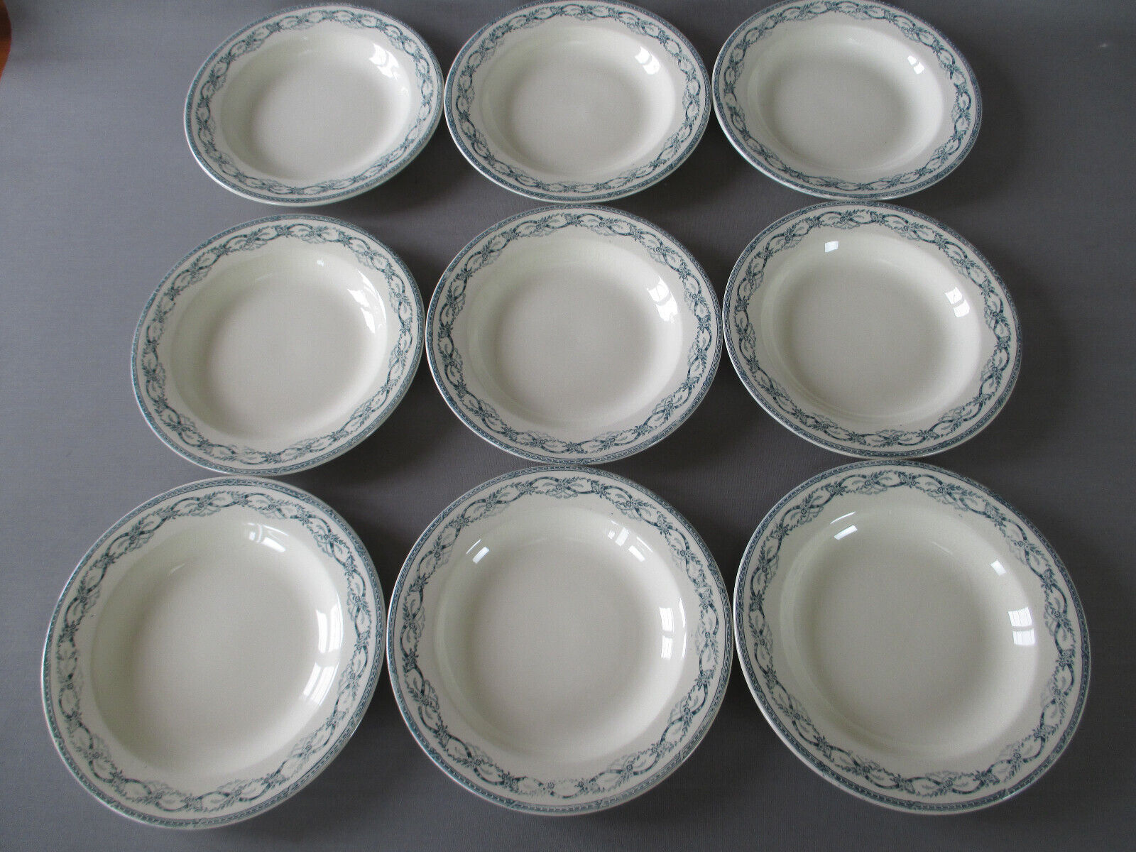 9 hollow plates Salins Récamier terre de fer