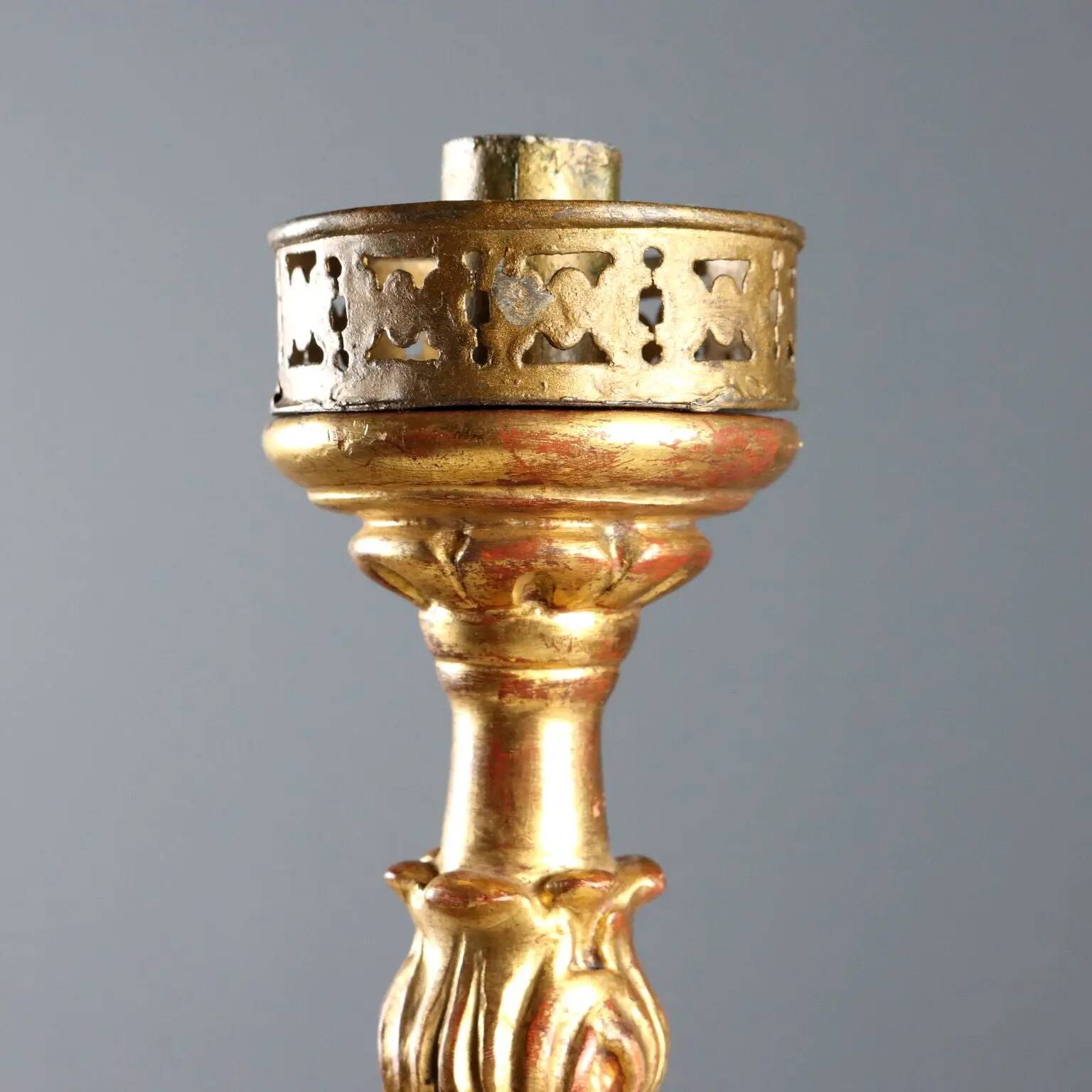 Bougeoirs en bois tourné, Italie, 20th century
