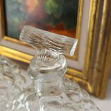 Pair of decanters with grape bunch XXth