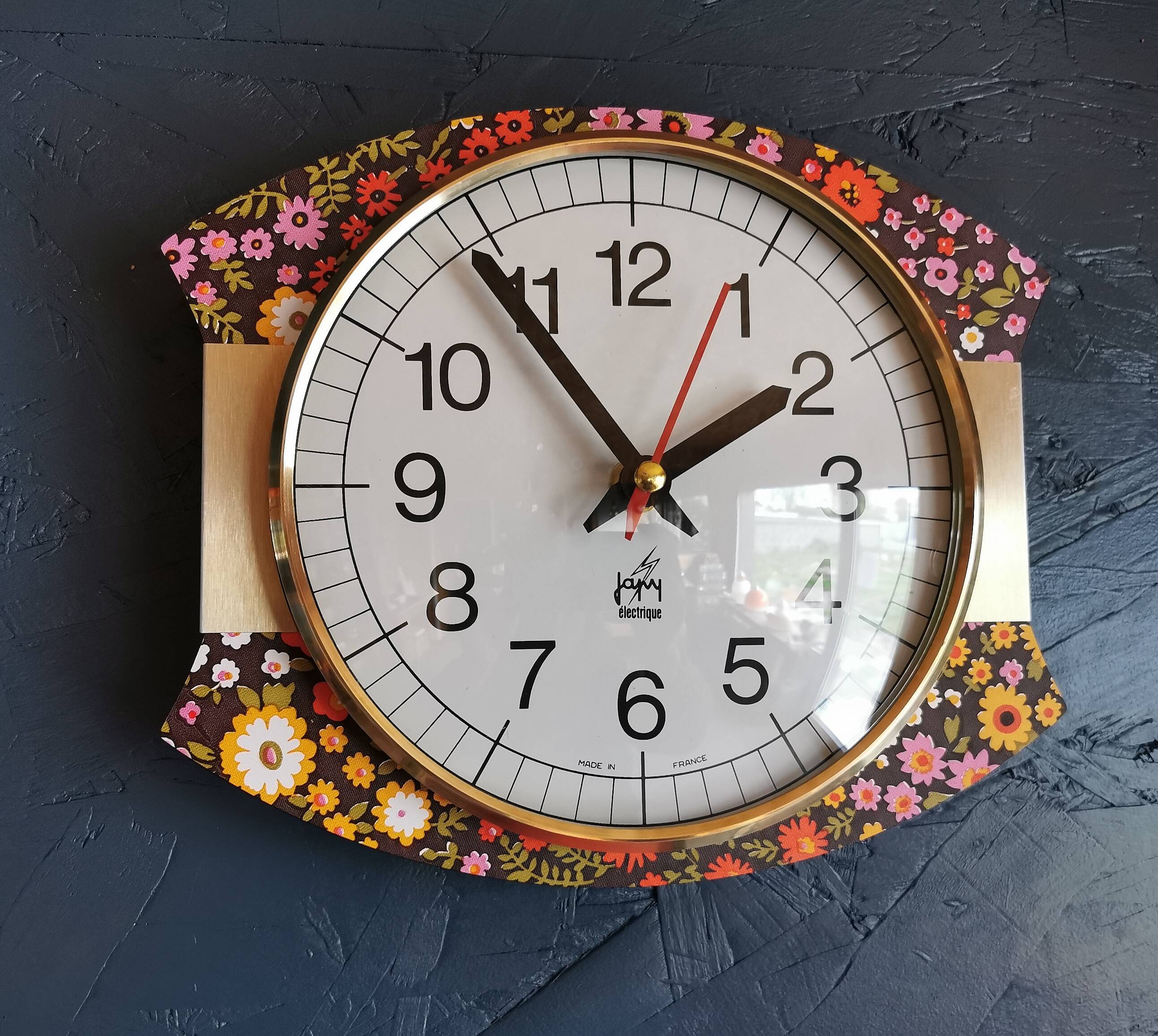 Vintage silent wall pendulum clock 70s "Japy electric flowers"