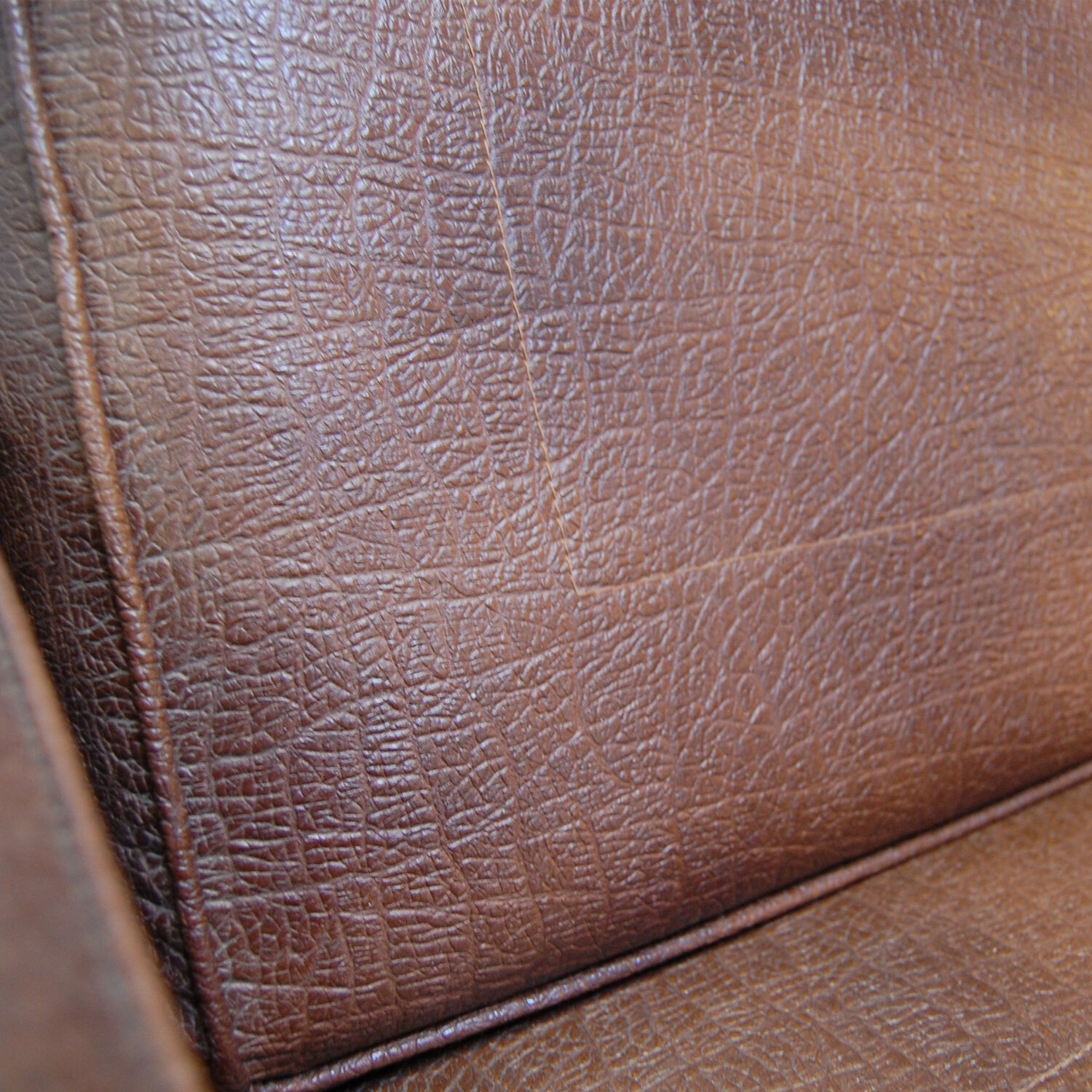 Vintage armchair model "Cleveland" by Pierre Guariche for Meurop