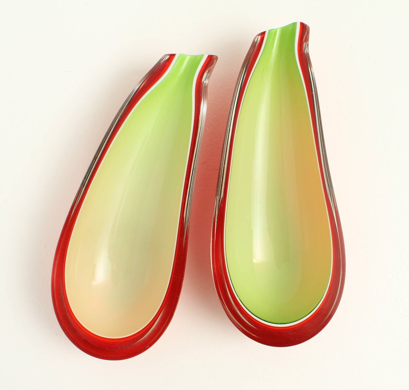 Pair of Fratelli Toso bowls in the shape of an aubergine, Murano, Italy, 1950s.