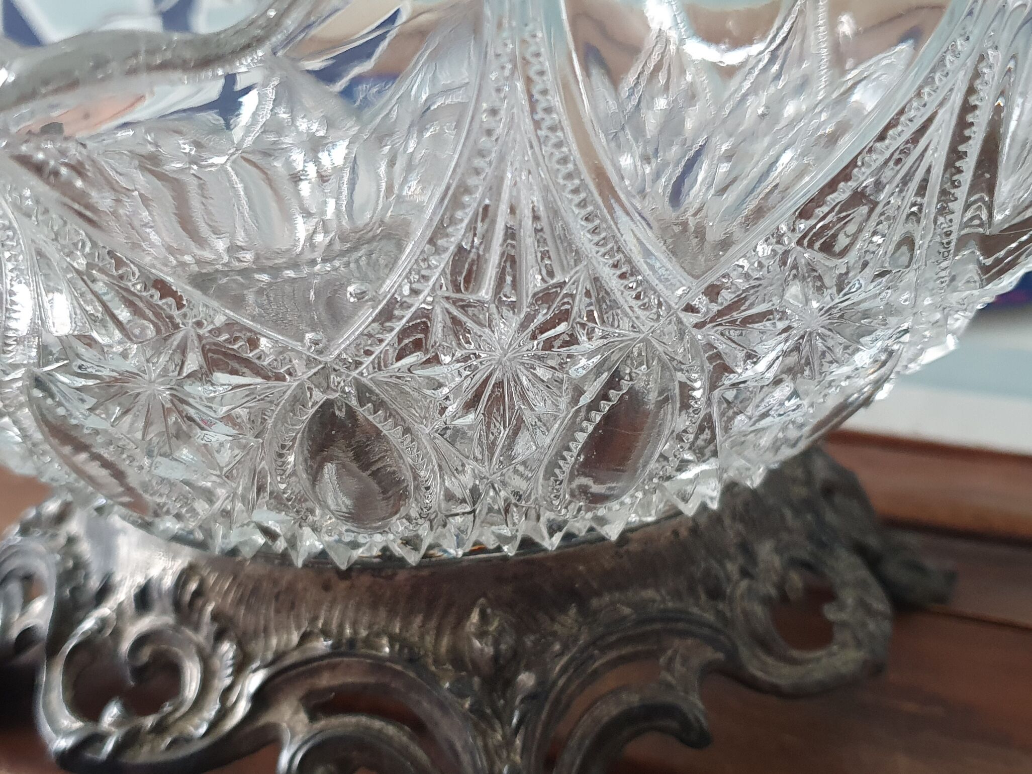 center table glass and metal brand deposited