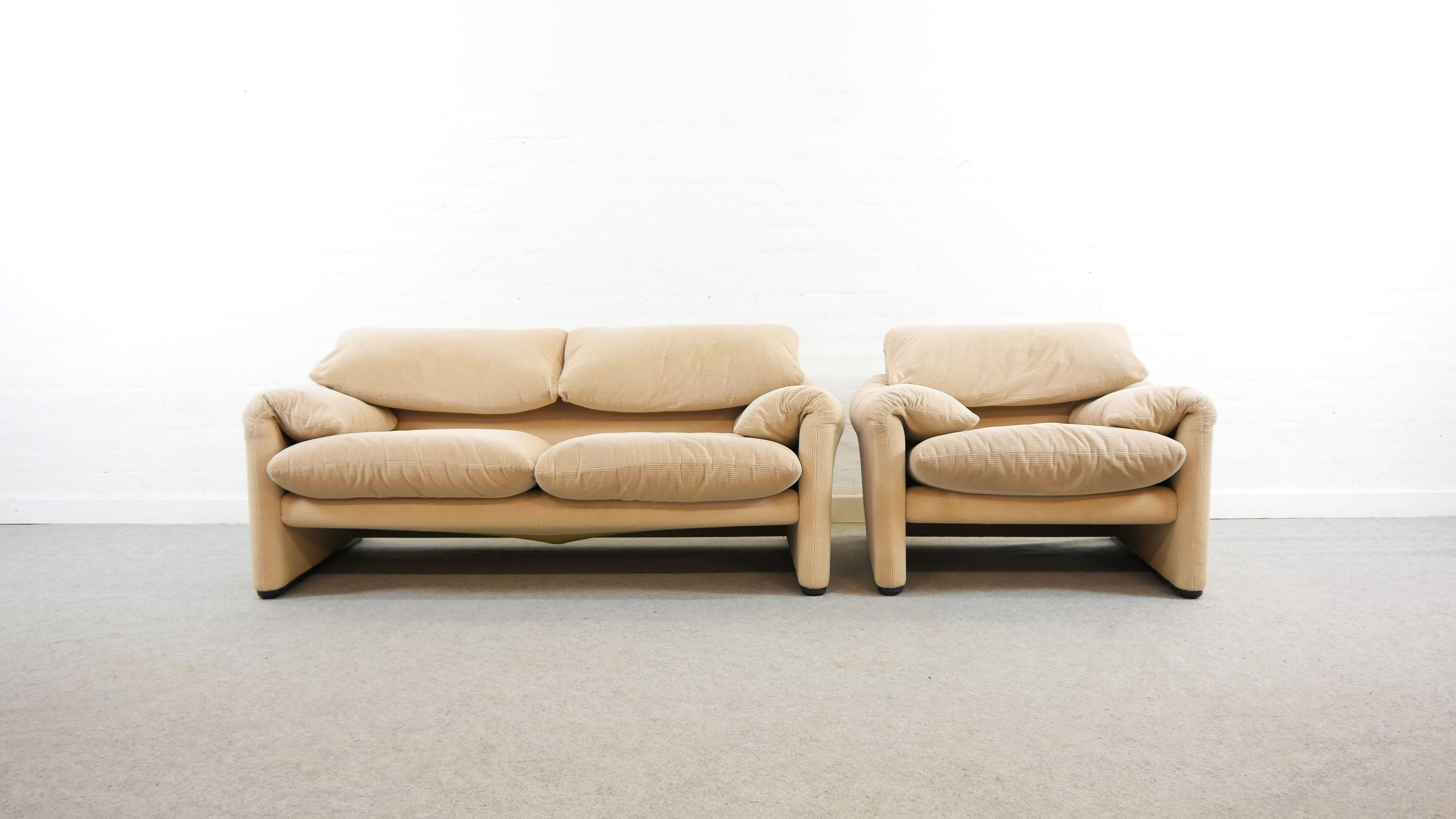 Set of Maralunga 2-seater & armchair by Vico Magistretti for Cassina, Italy