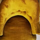 Toad armchair