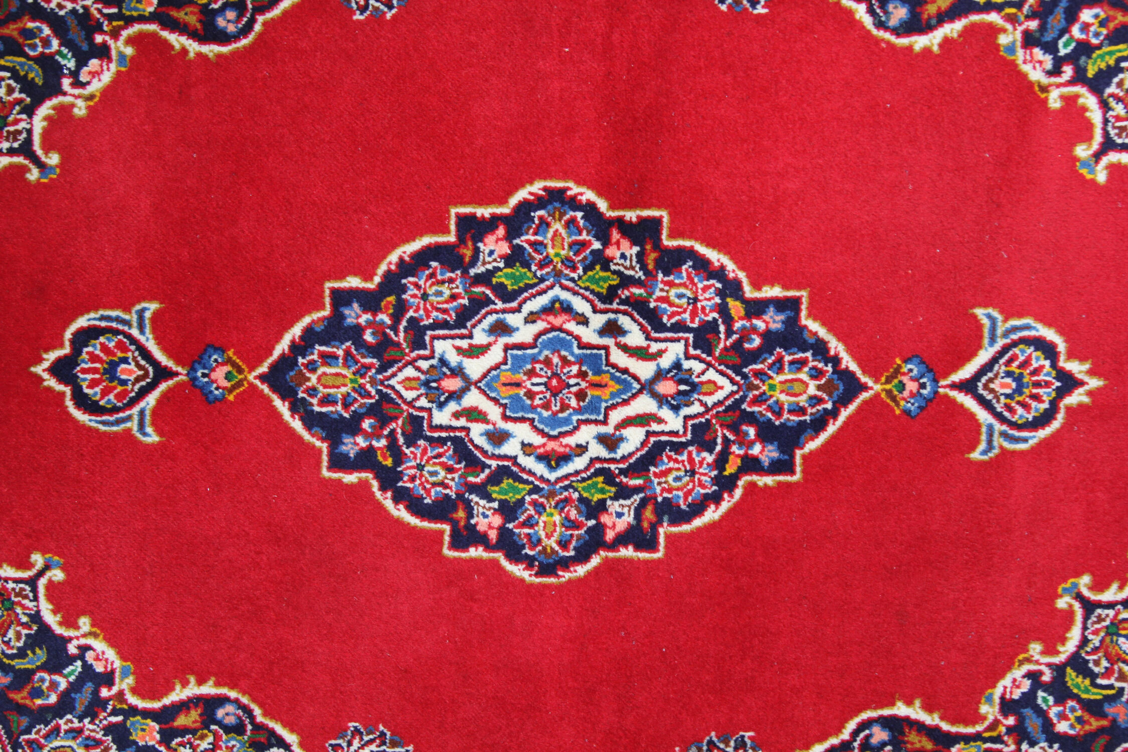 Traditional red wool persian rug hand made oriental medallion carpet- 121x182