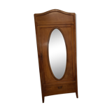 Armoire parisienne avec miroir