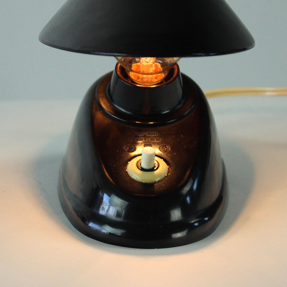 Brown bakelite lamp by Bauhaus team for ESC Zukov, 1930s