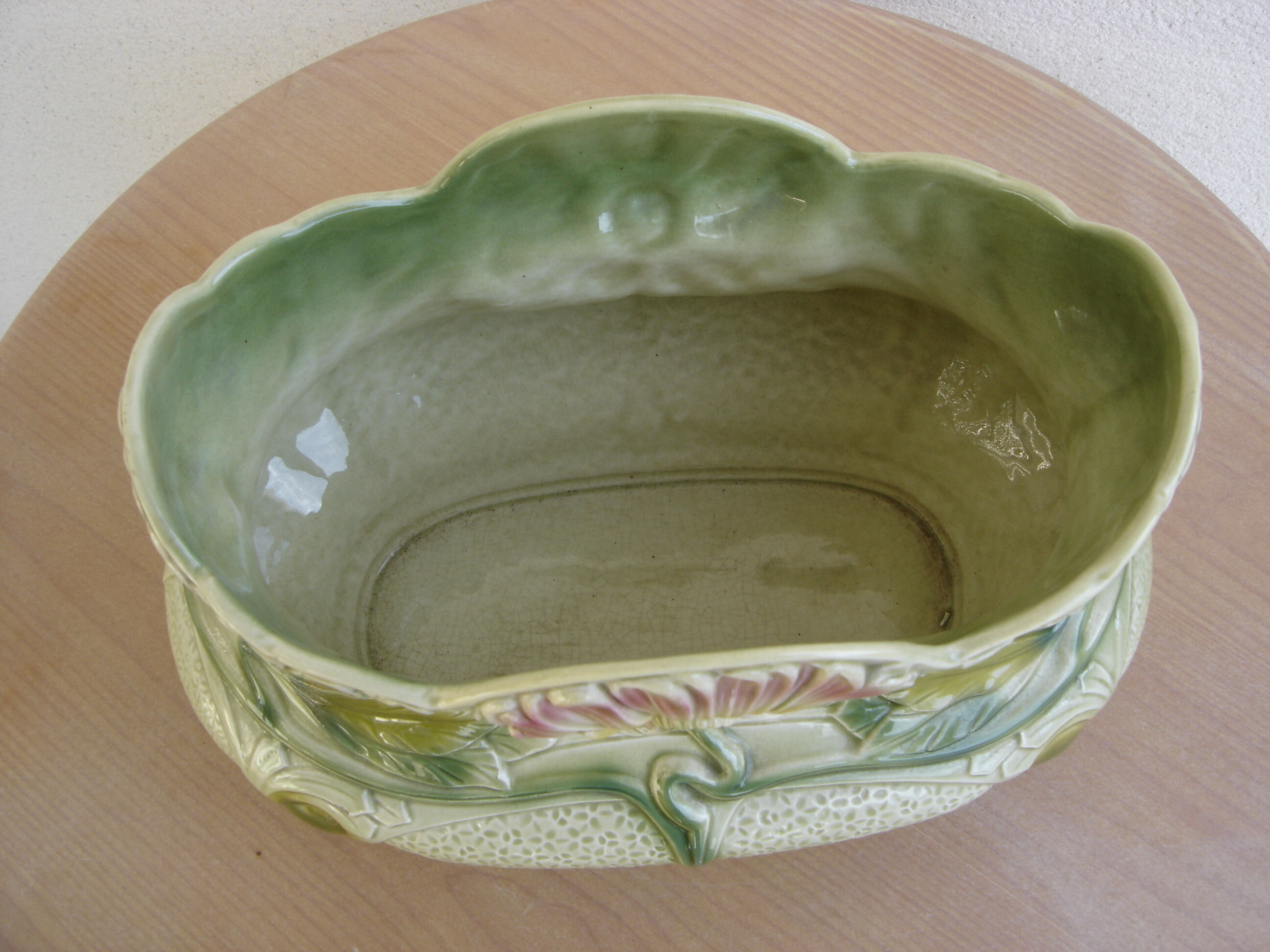 Gardener, pot cache, dabbling