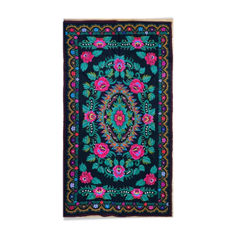 Handwoven Romanian rug with beautiful bohemian floral design 289x153cm