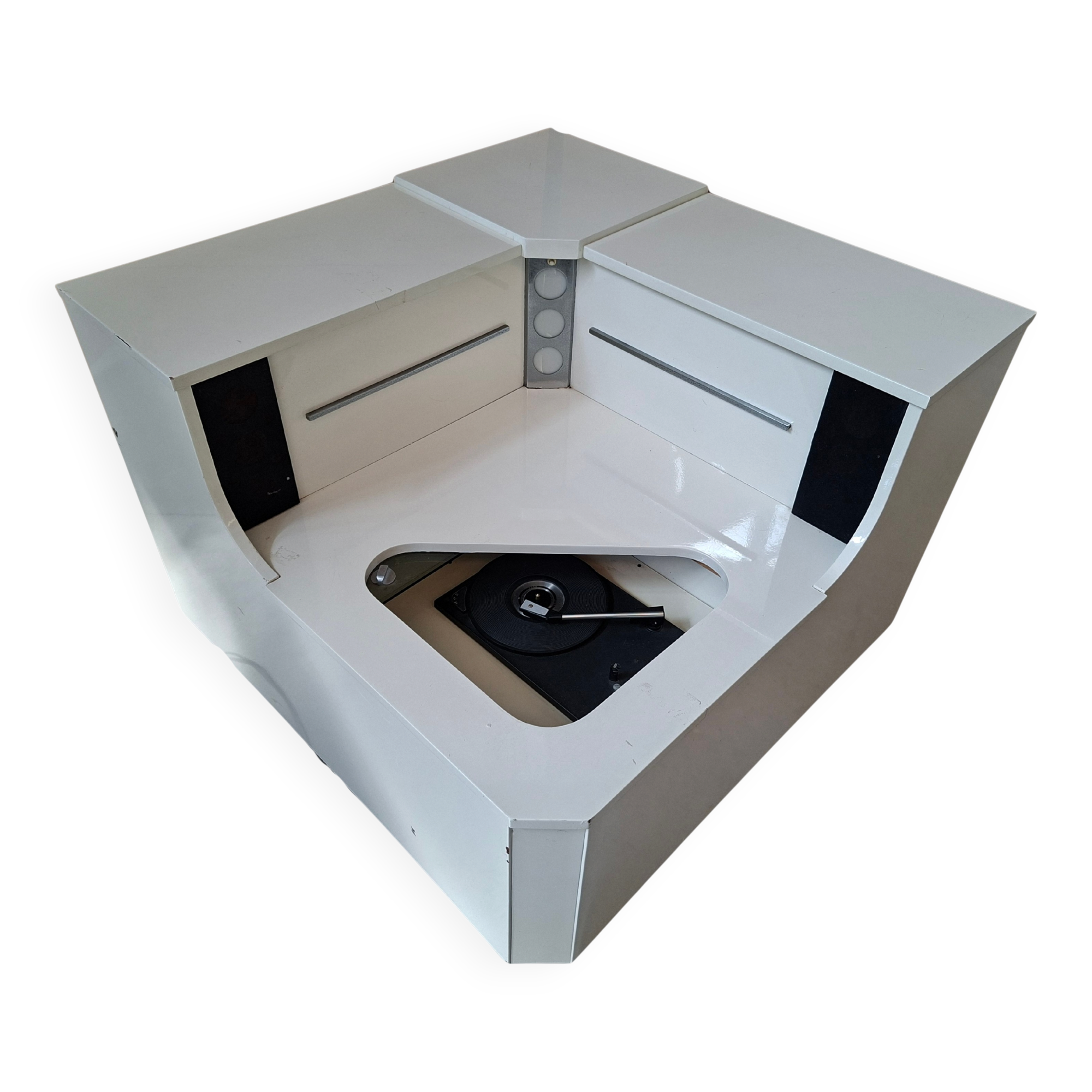 Mobile angulaire de design avec tourne-disque intégré – Pièce unique vintage