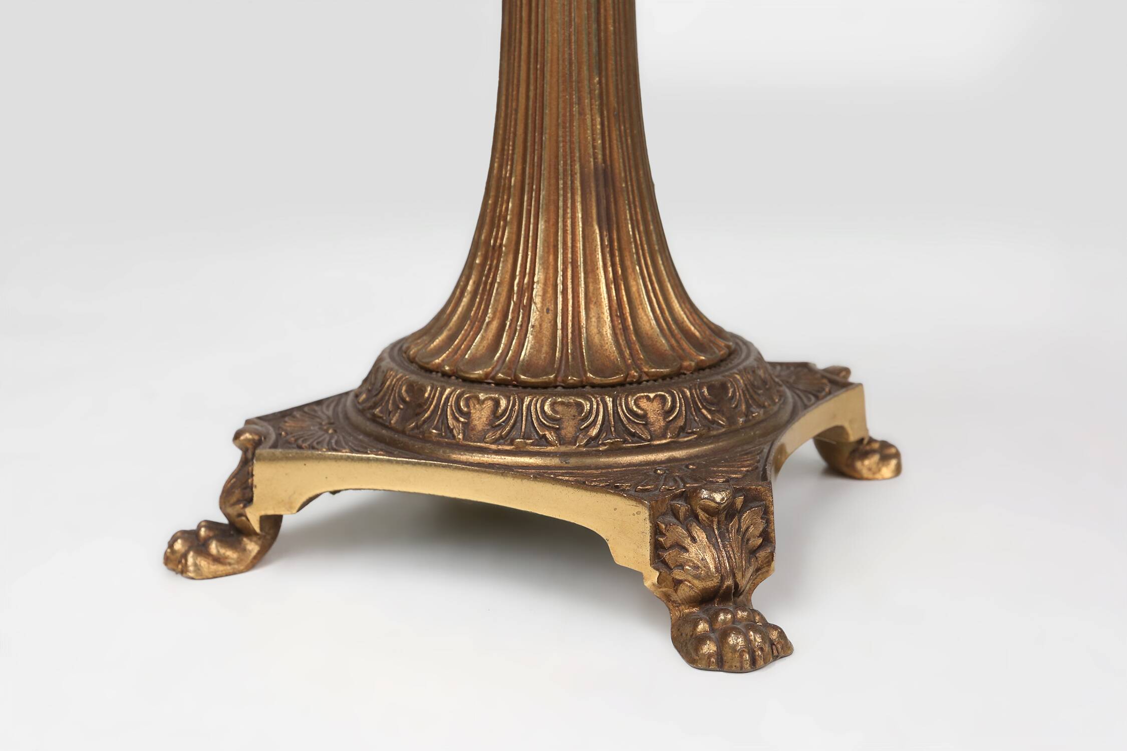 Beautiful brass side table with onyx marble top, France ca. 1950