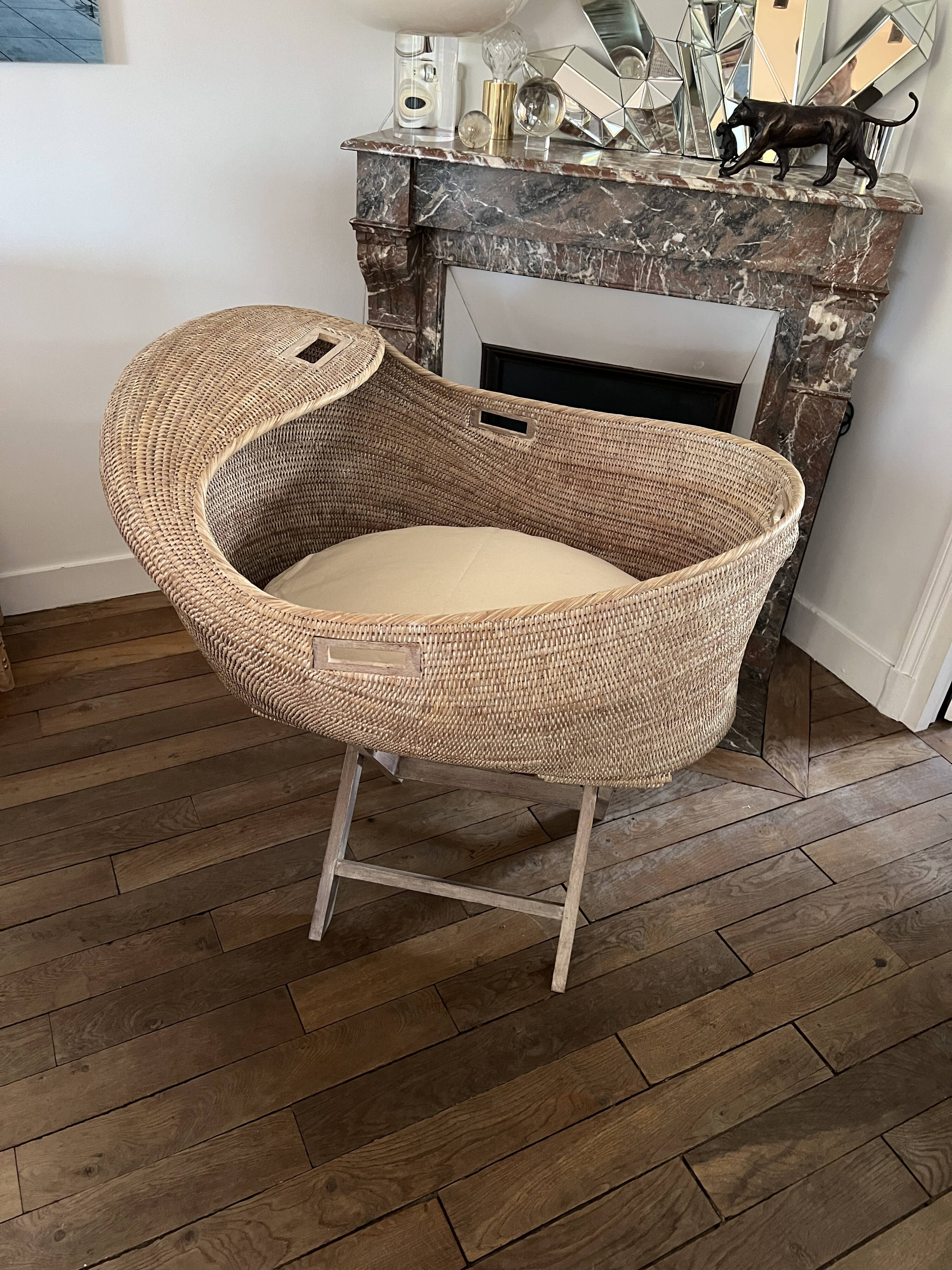 Cocoon Cradle