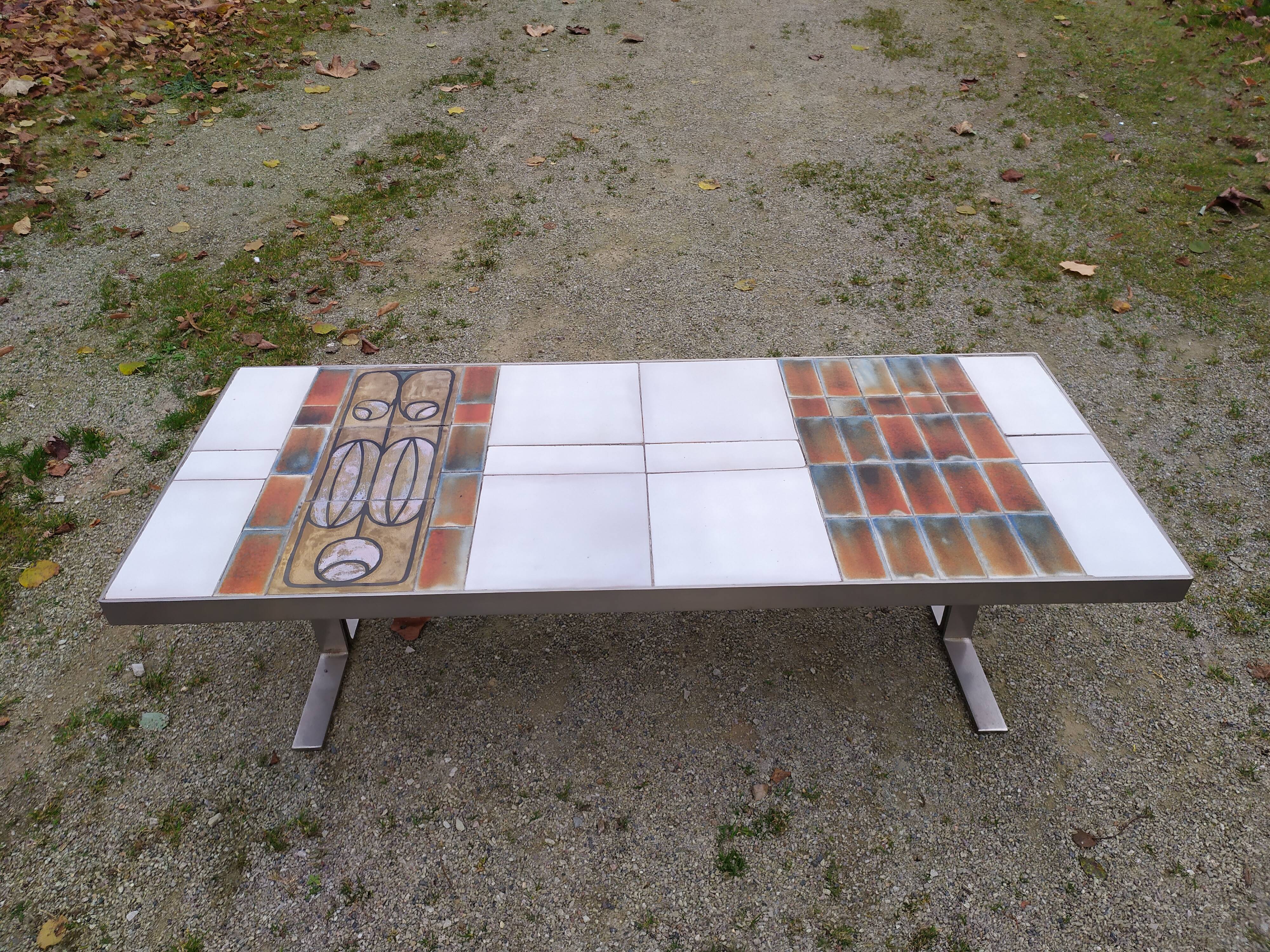 Ceramic coffee table, 60/70