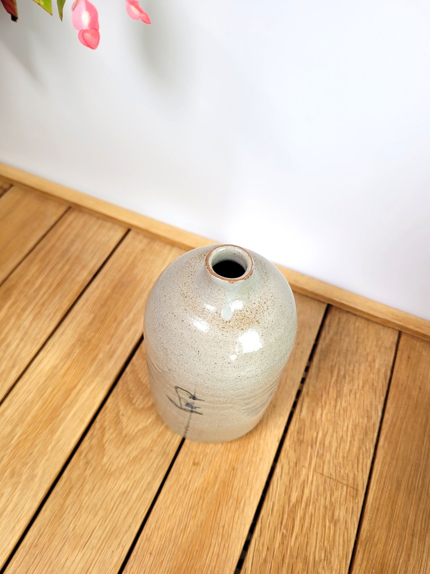 Handmade soliflore vase in glazed terracotta