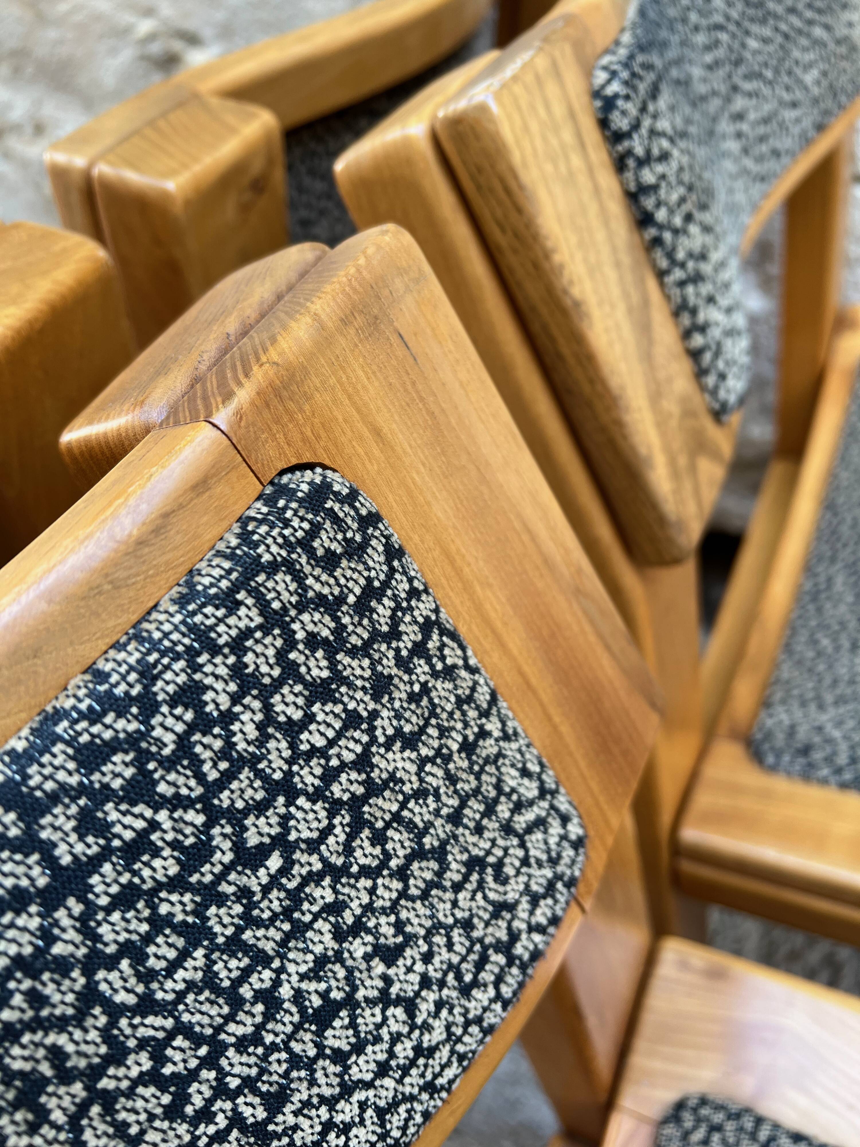 Set of 4 brutalist vintage chairs in solid wood and fabric