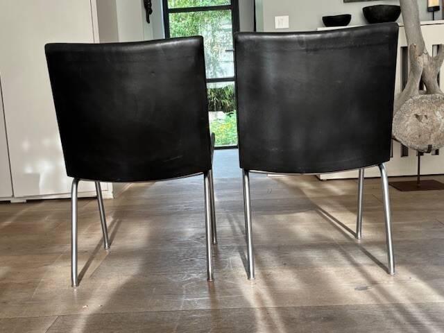 2 Airport leather armchairs by Hans Wegner - Denmark 1980s