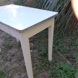 Kitchen table