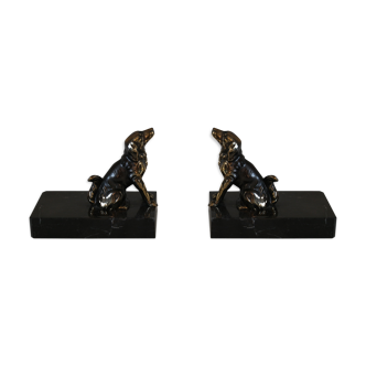 Greenhouse books marble dog and regulates