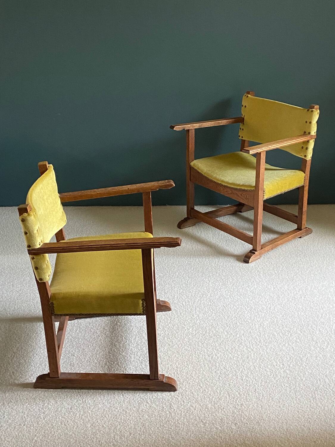 Paire de petits fauteuils années 30-40