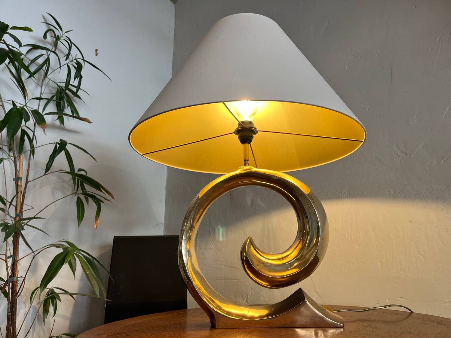 1970 lamp