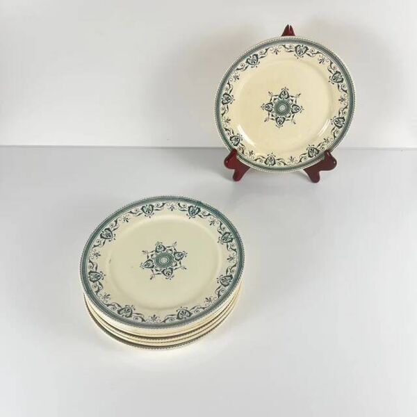 Set de 8 assiettes à dessert terre de fer ''Amiral'', Creil & Montereau, vert-bleu, fin XIXe