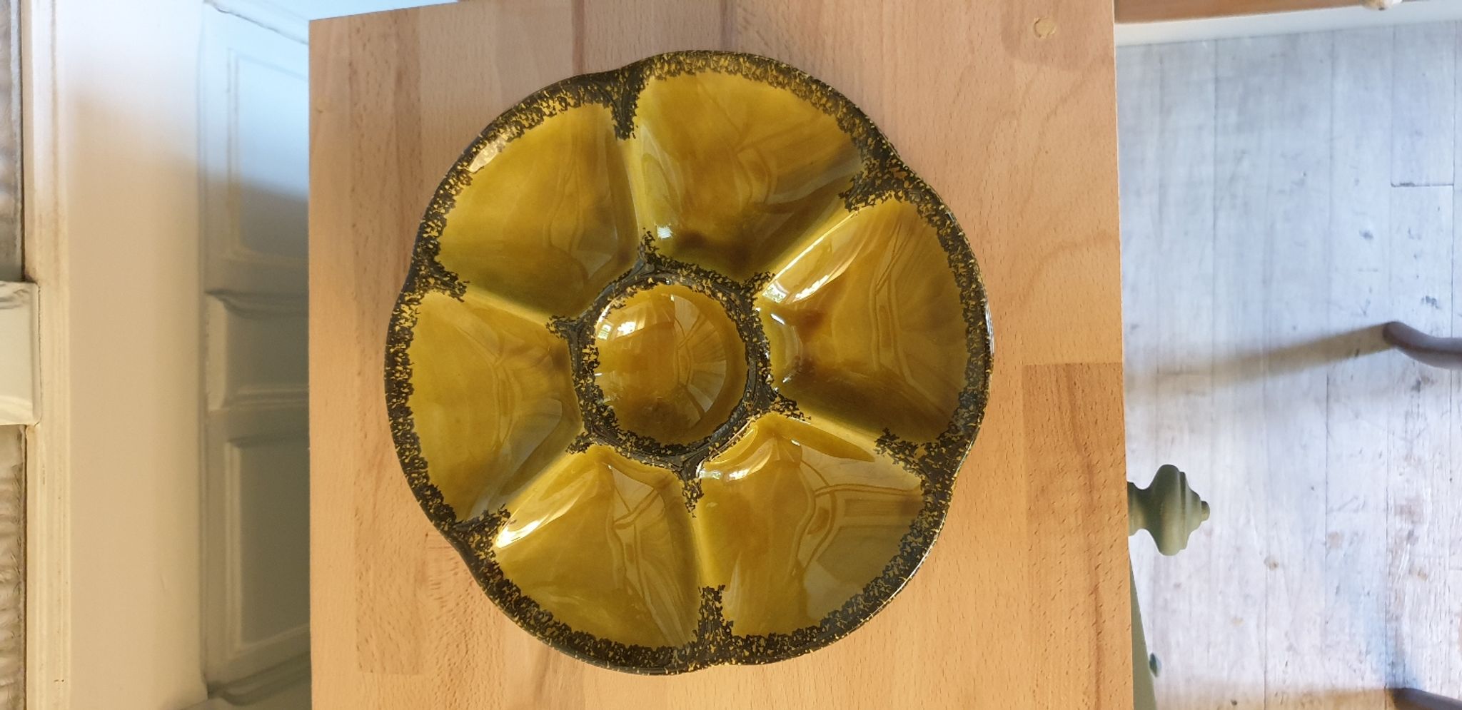 Gien oyster plates
