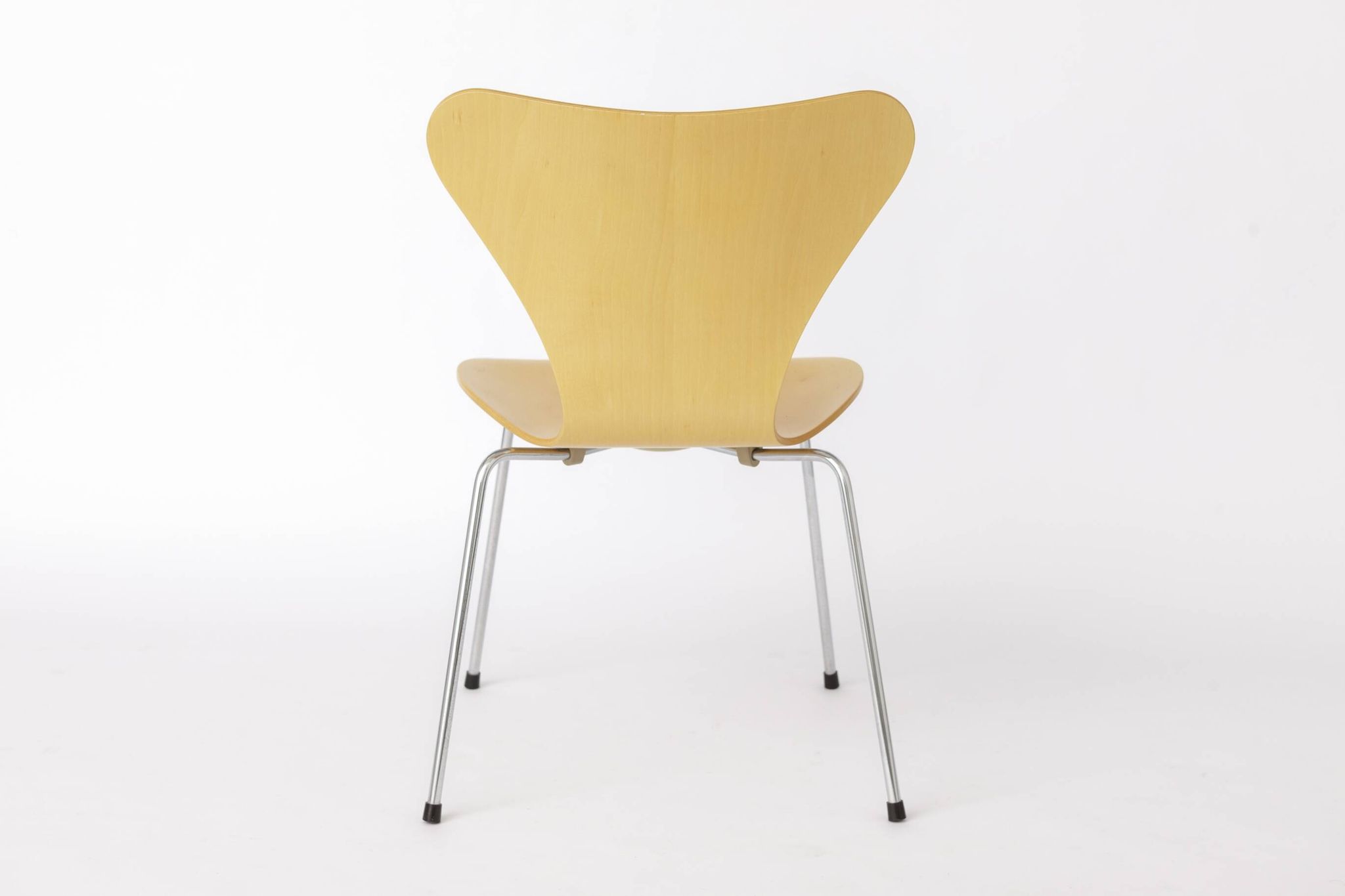 Arne Jacobsen Chair 3107 (Series 7), Beechwood Shell, Chrome Legs, Danish