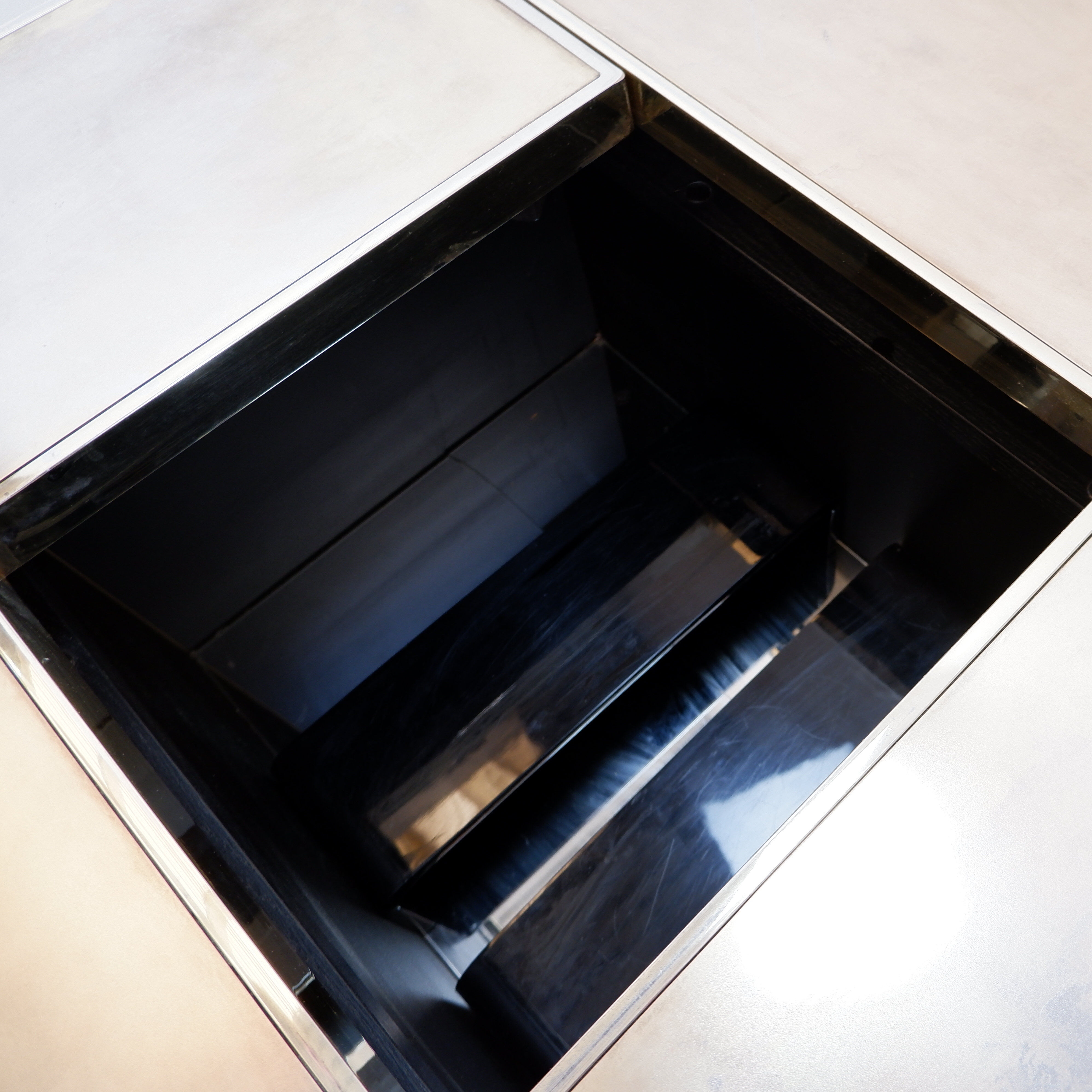 Vintage Belgo Chrome sliding coffee table with hidden bar - 1970s