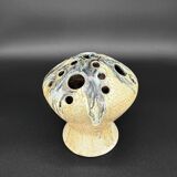 Accolay flower frog in psychedelic glazed ceramic