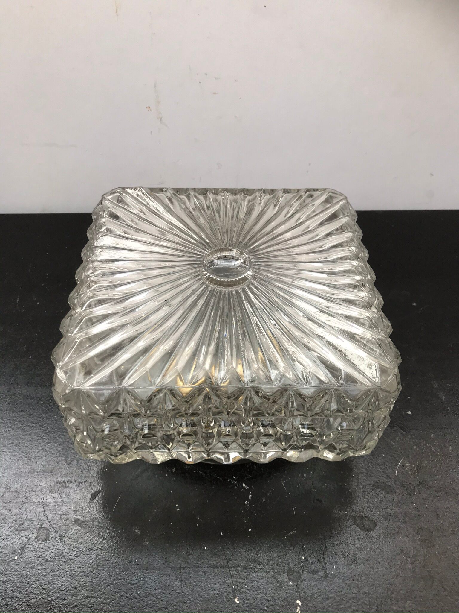 Ancient Applied Brush Glass Moulded Glass - Vintage Metal Support
