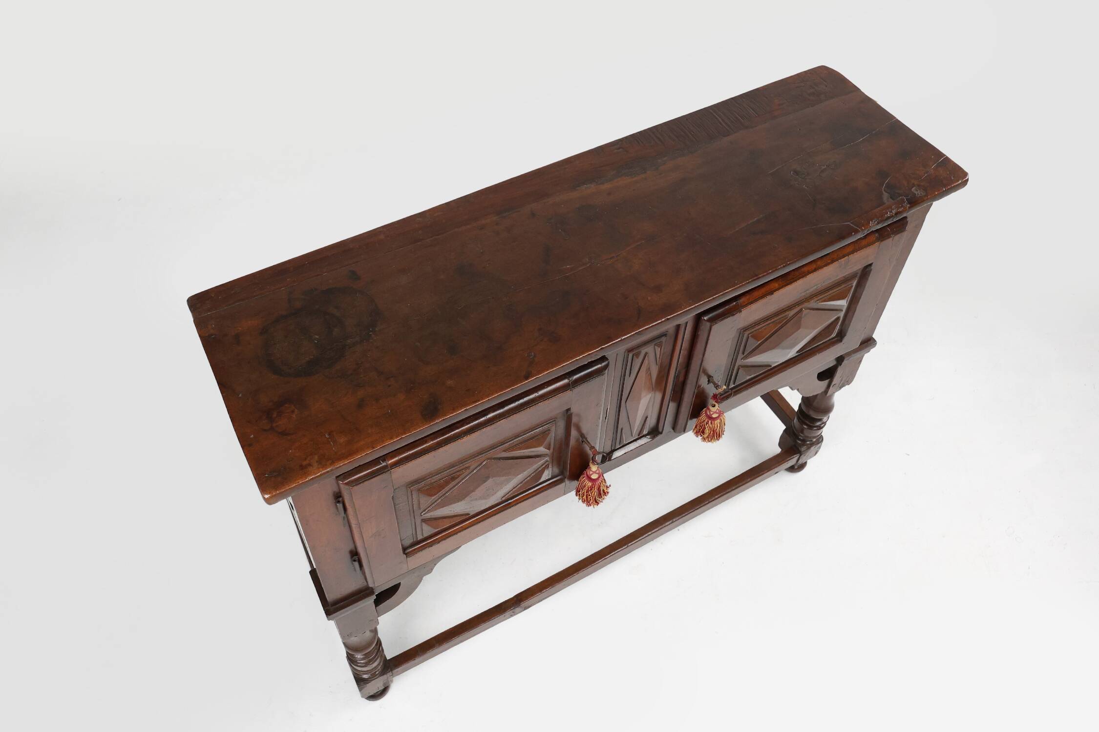 Antique 16th century Spanish carved cabinet in oak.