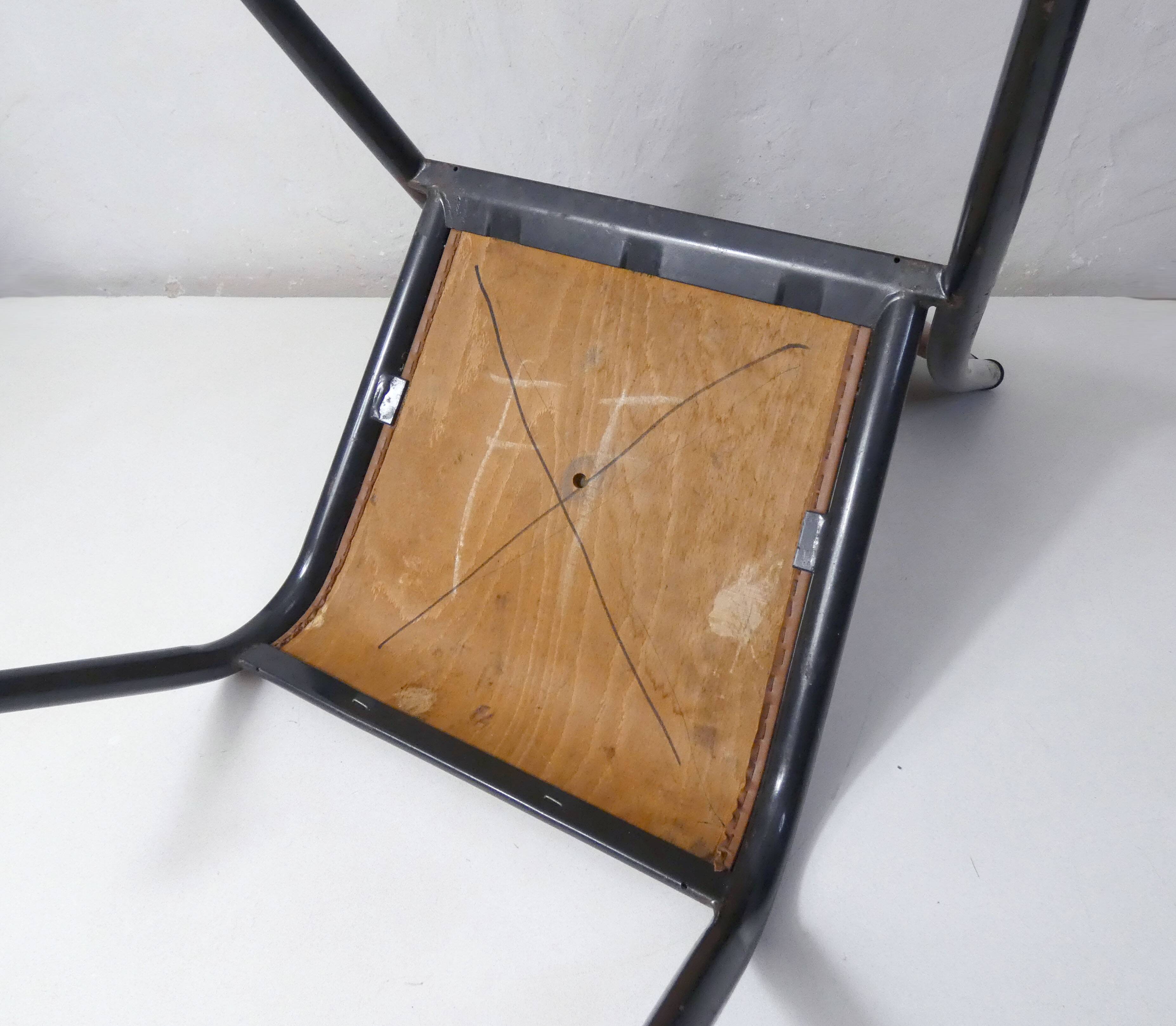 Old school chair adult format vintage skai