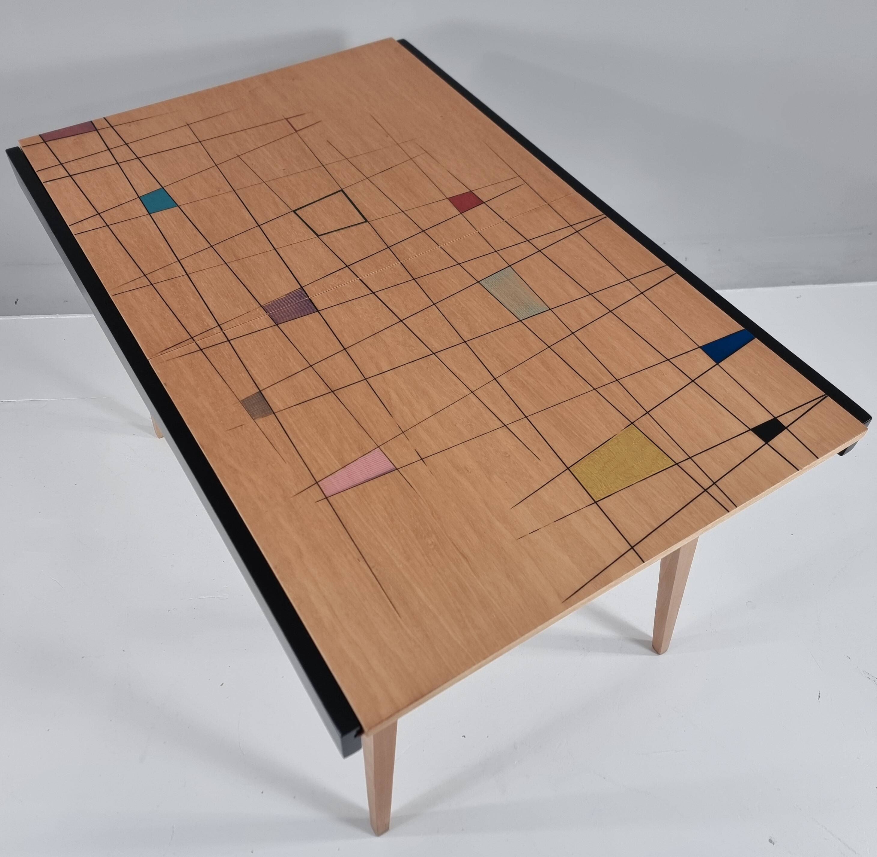 Table vintage en frêne, années 1970