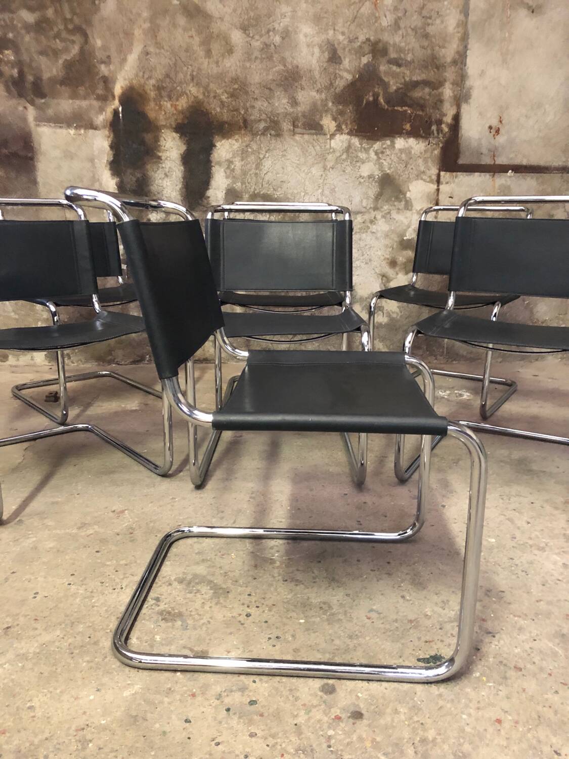 Ensemble de 7 Chaises S33 Mart Stam Circa 1980